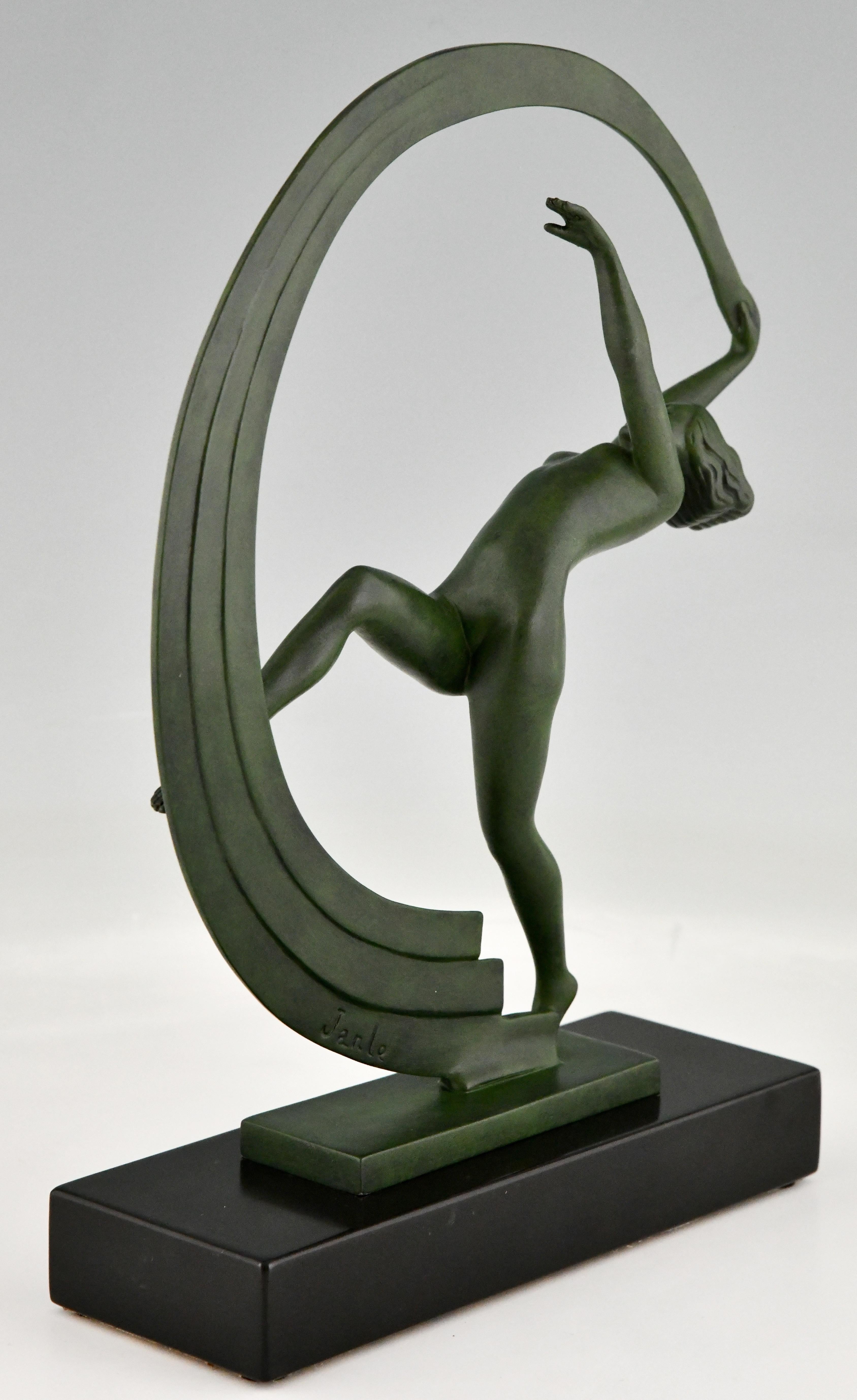 Bacchanale Art Deco Sculpture Nude Scarf Dancer Janle for Max Le Verrier, 1930 In Excellent Condition In Antwerp, BE
