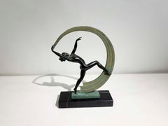 Scultura di ballerina "Bacchanale" di Janle per Max Le Verrier, firmata "Janle".