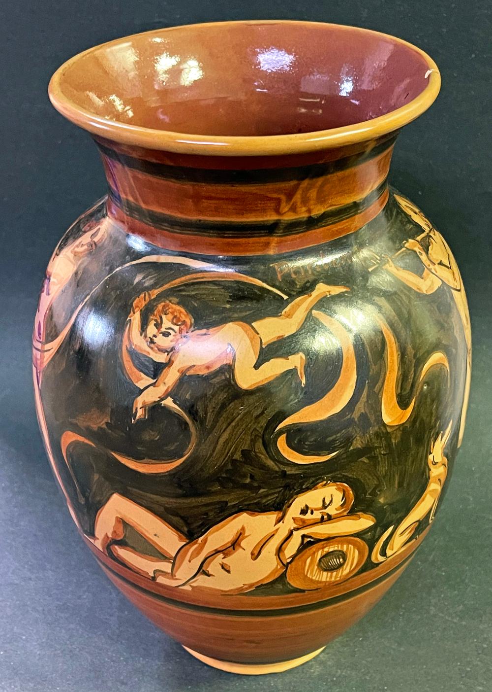 „Bacchanale“, einzigartige Art-Déco-Vase mit Aktdarstellungen von Rheinfelden, Ruddy & Schwarztönen, Paar (Art déco) im Angebot