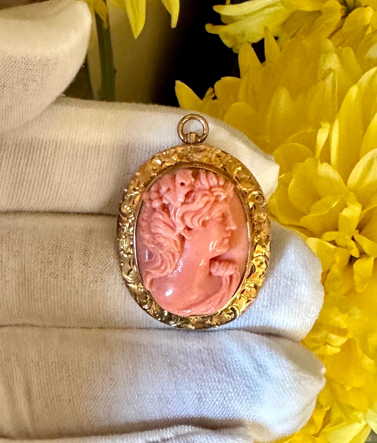 Bacchus Coral Cameo Pendant Necklace Gold Neoclassical God Dionysus Victorian For Sale 1