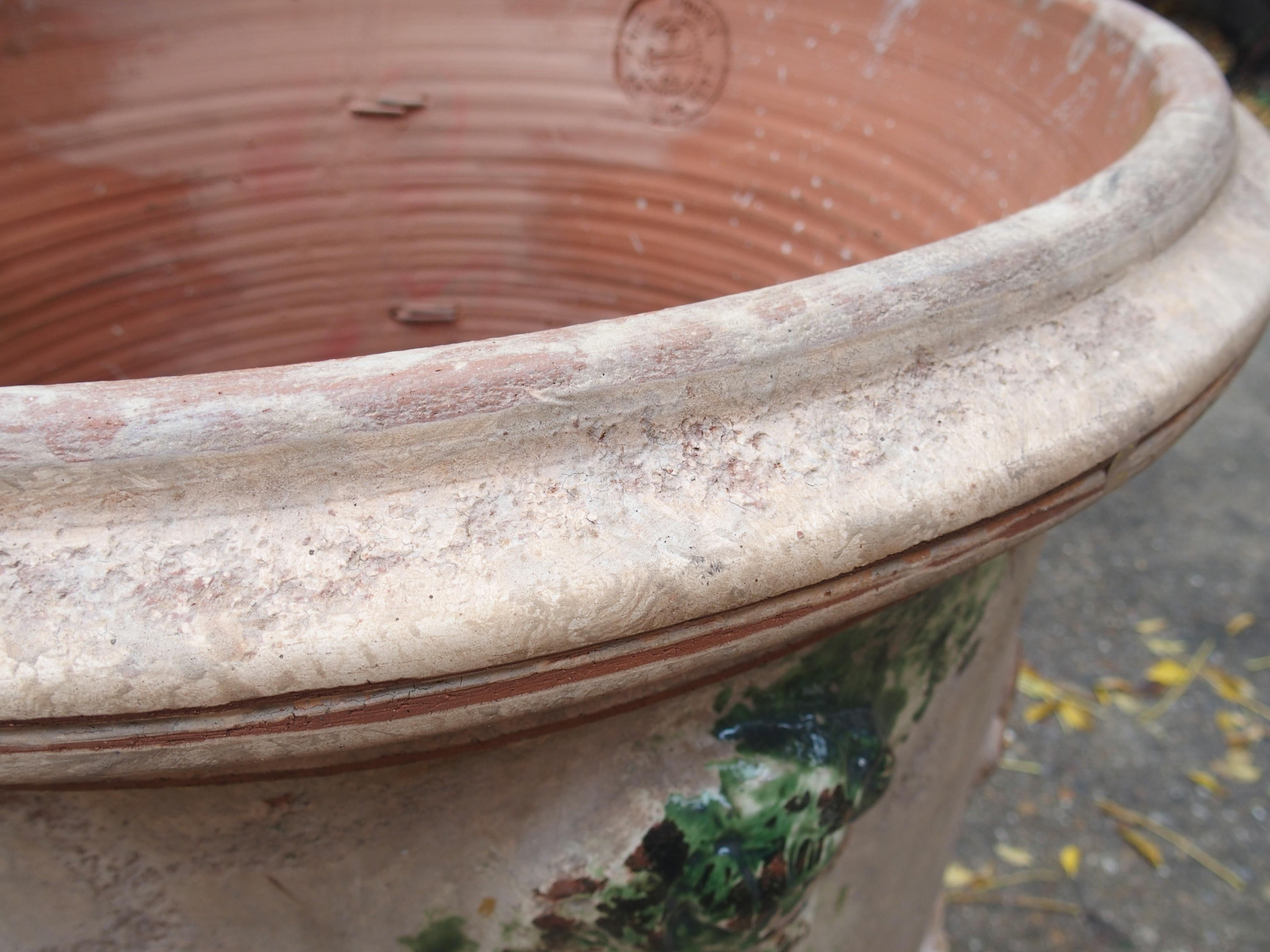 Fioriere Bacchus et Fauna grandi Anduze anticate con decoro Fleur De Lys in vendita 1