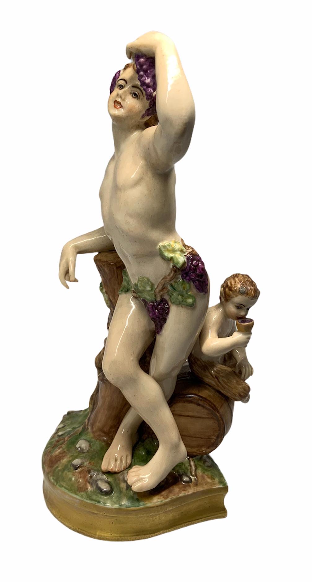 Néo-Renaissance Figurine en porcelaine de Bacchus en vente