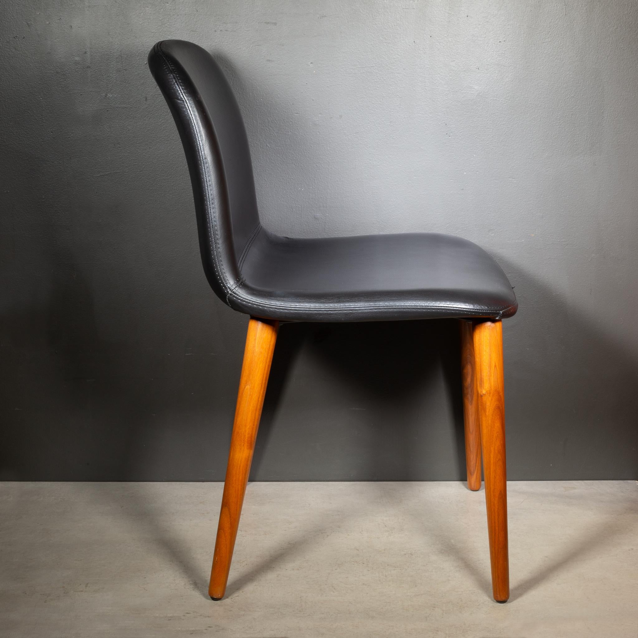 Bacco Esszimmerstühle aus Leder und Oak, Italien - Preis pro Stuhl im Zustand „Gut“ im Angebot in San Francisco, CA