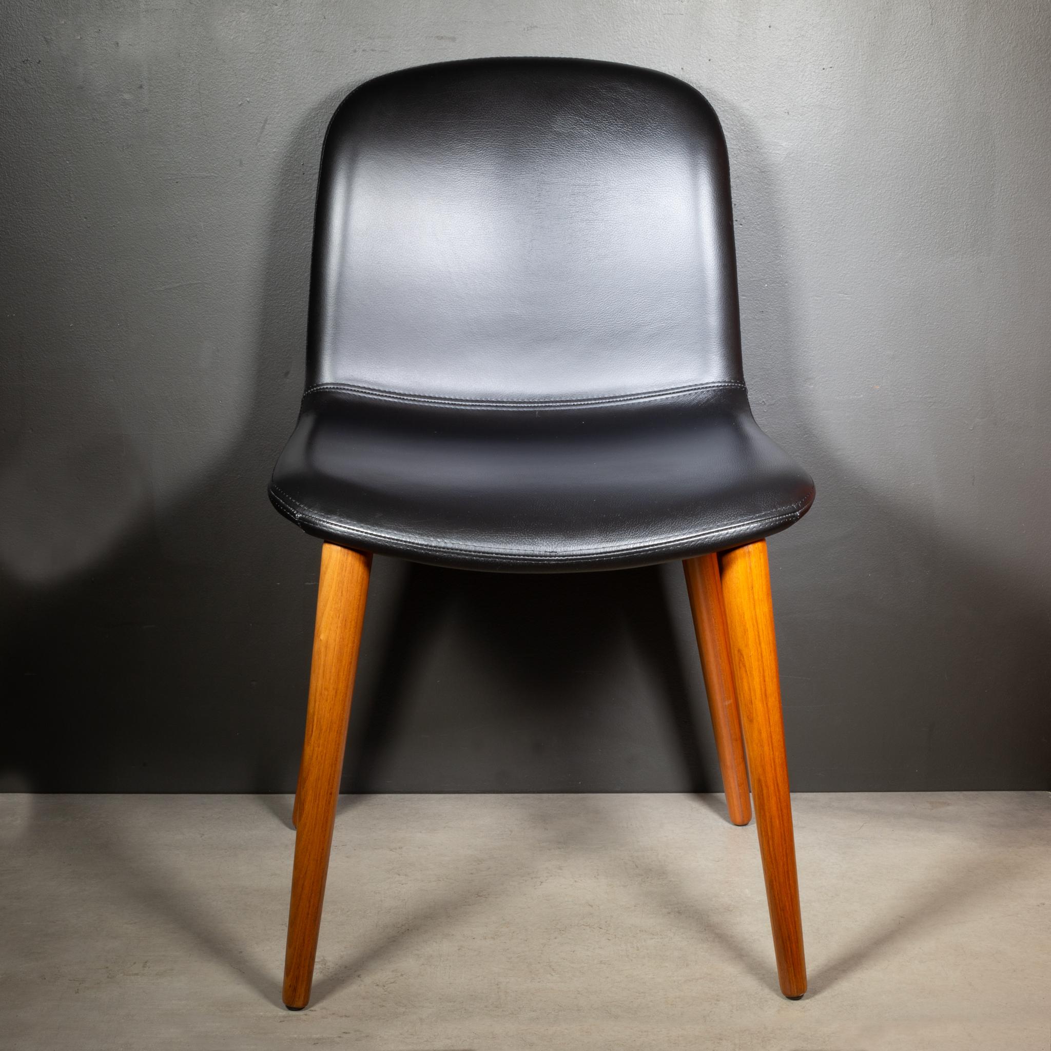 Bacco Esszimmerstühle aus Leder und Oak, Italien - Preis pro Stuhl (21. Jahrhundert und zeitgenössisch) im Angebot