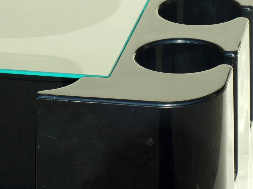 „Bacco“ Sergio Mazza von Studio Artemide, Barwagentisch aus schwarzem Kunststoff im Zustand „Gut“ im Angebot in Brescia, IT