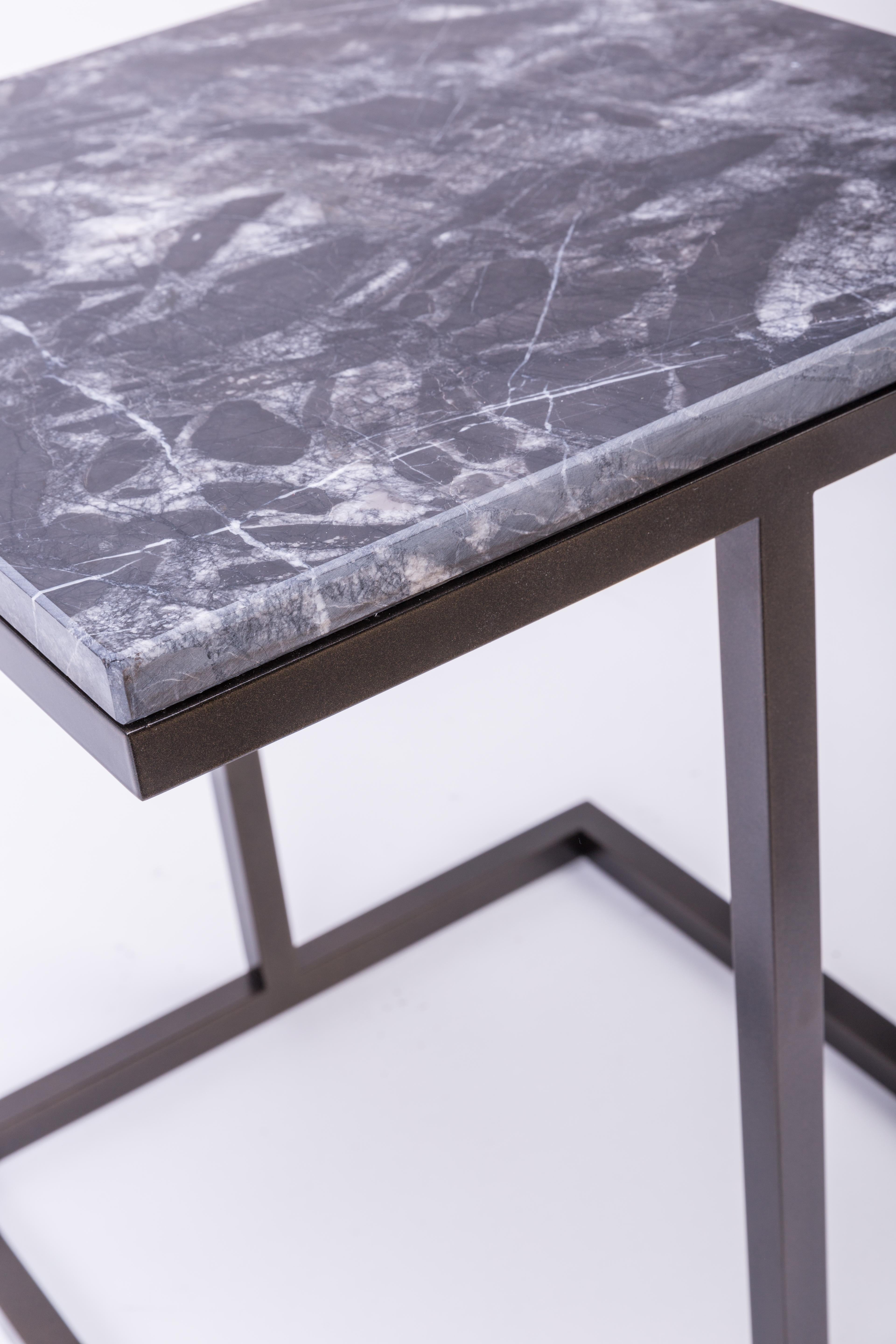 Modern Bacco Squared Coffee Table in Marble and Powder Coated Steel For Sale