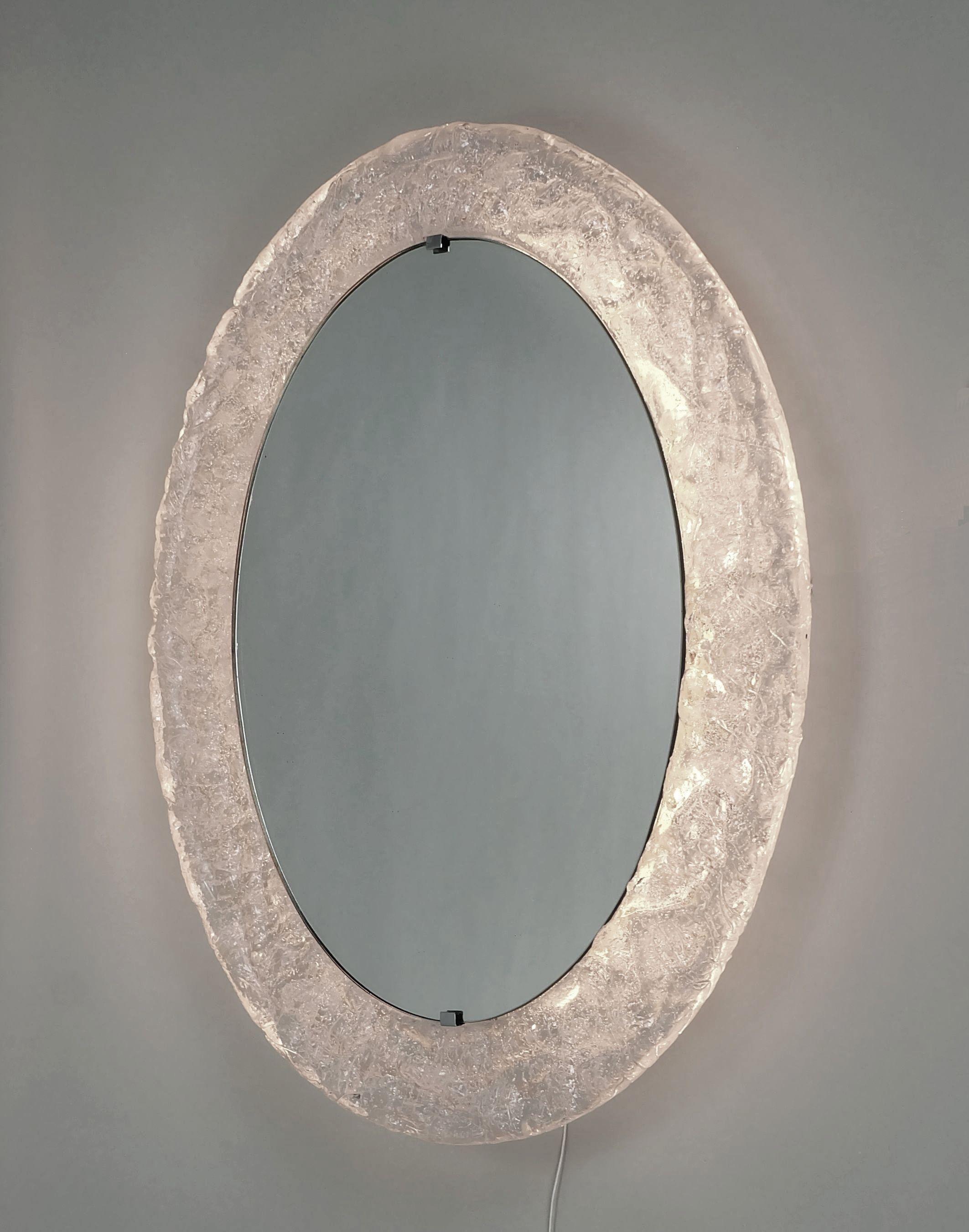 MIRROR mural rétro-éclairé par Erco cadre acrylique verre de glace décor 1960s 1970s en vente 4