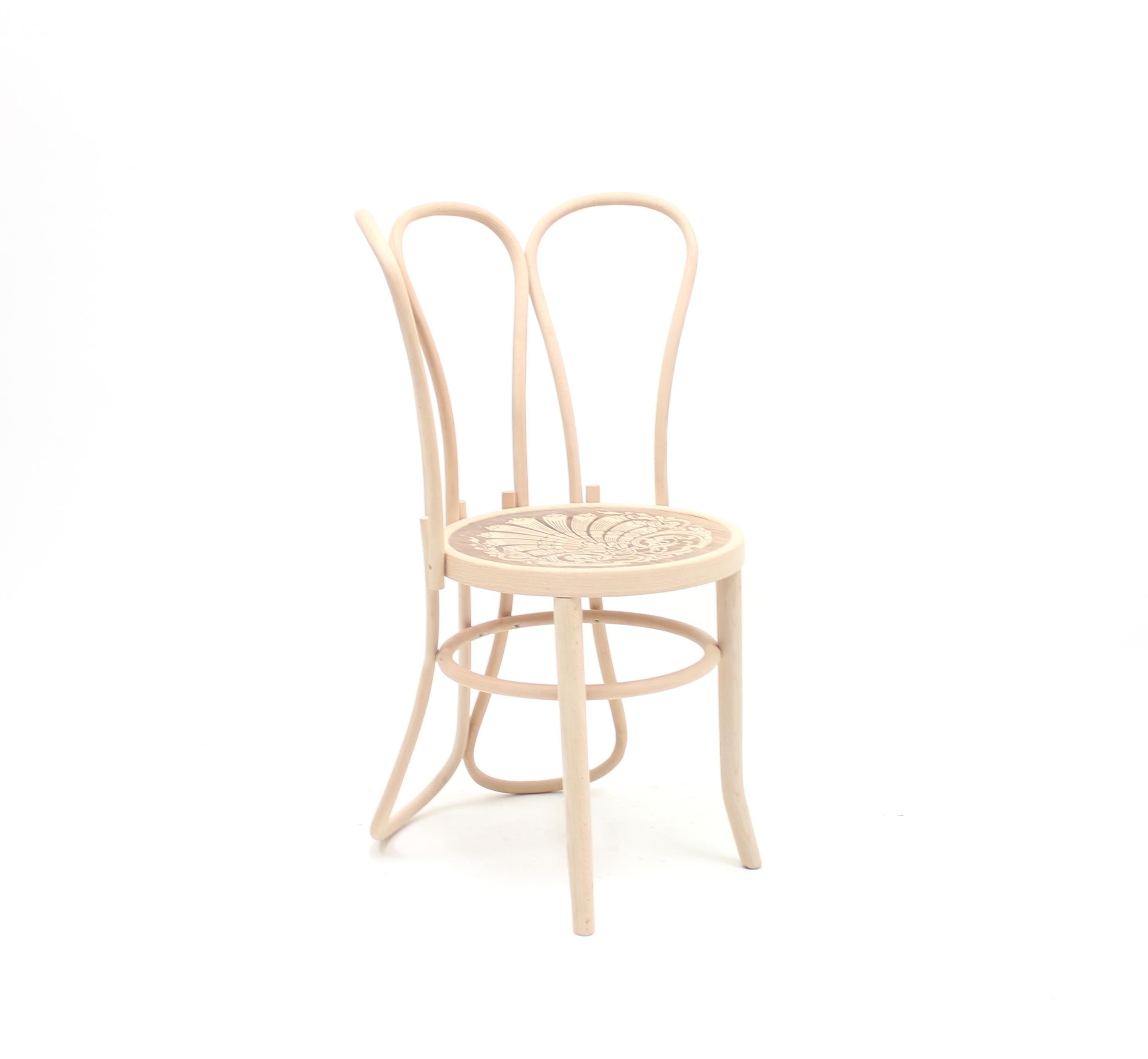 Rückseite der Stühle von Martino Gamper für den Conran Shop/Thonet:: 2008 (Kroatisch) im Angebot