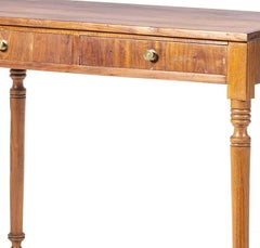 Back table made of oil-wood