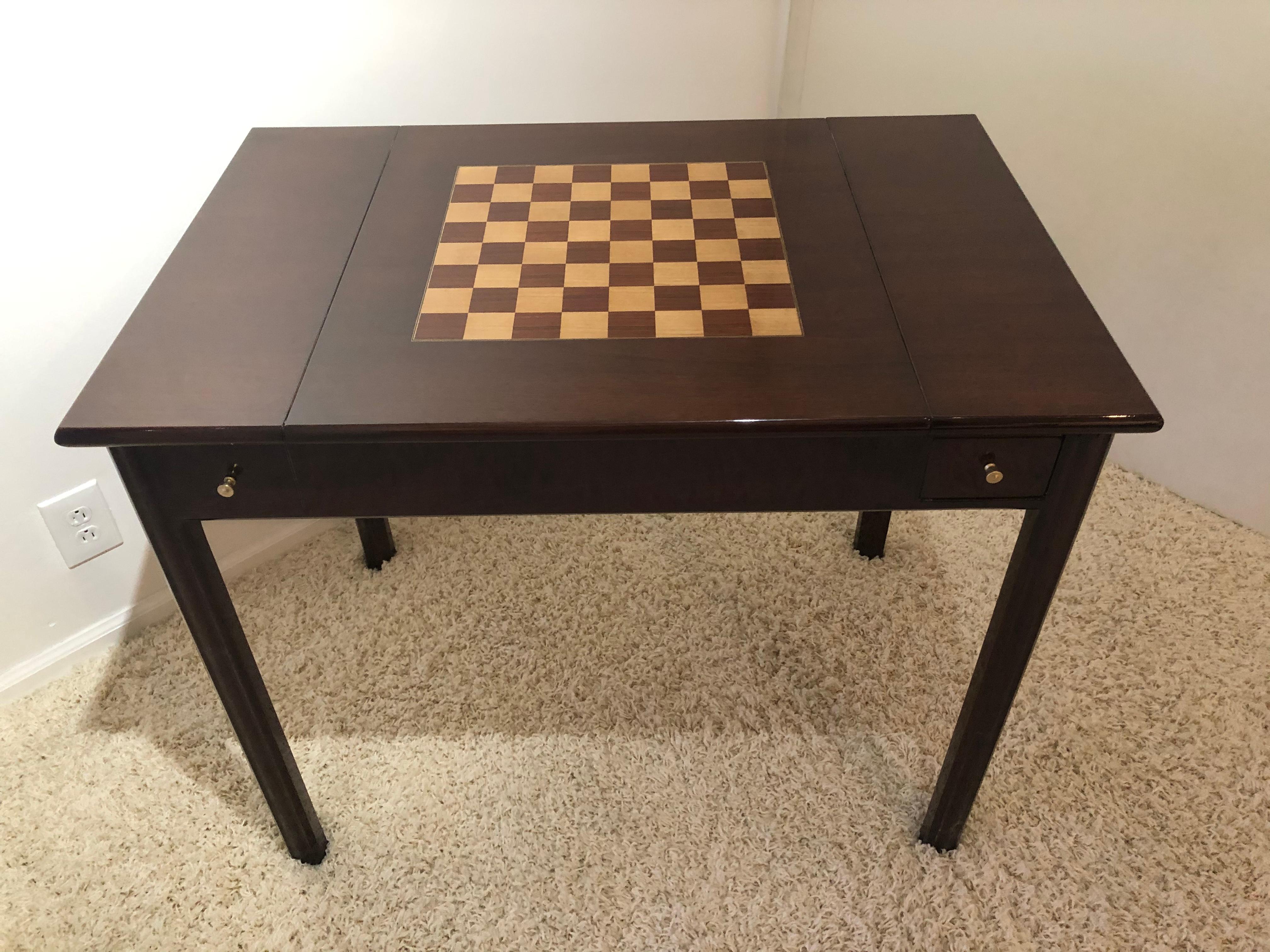 Appliqué Backgammon Chess /Checkerboard Top Flip Top Game Table