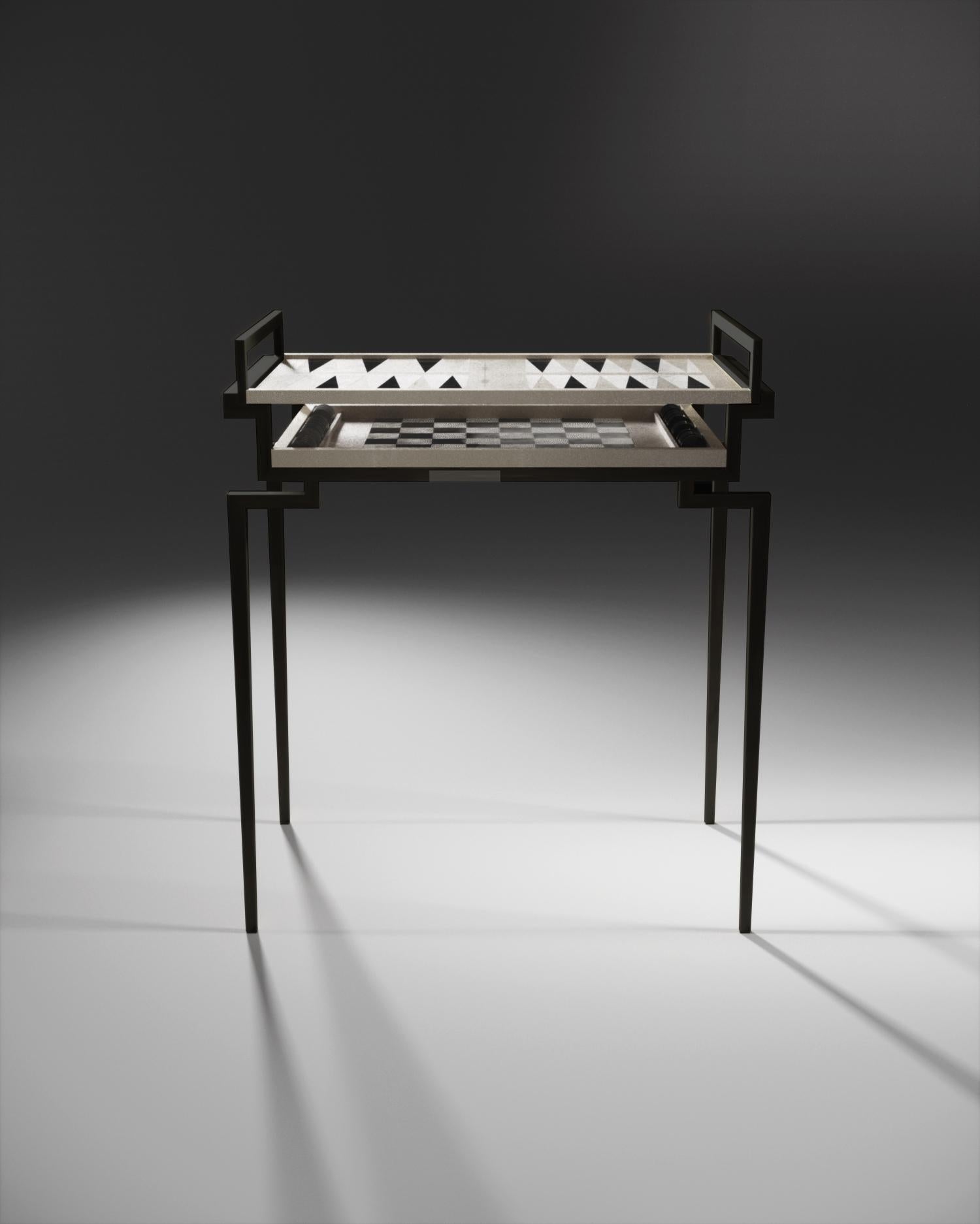 XXIe siècle et contemporain Table d'échecs Backgammon en galuchat et laiton de R&Y Augousti en vente