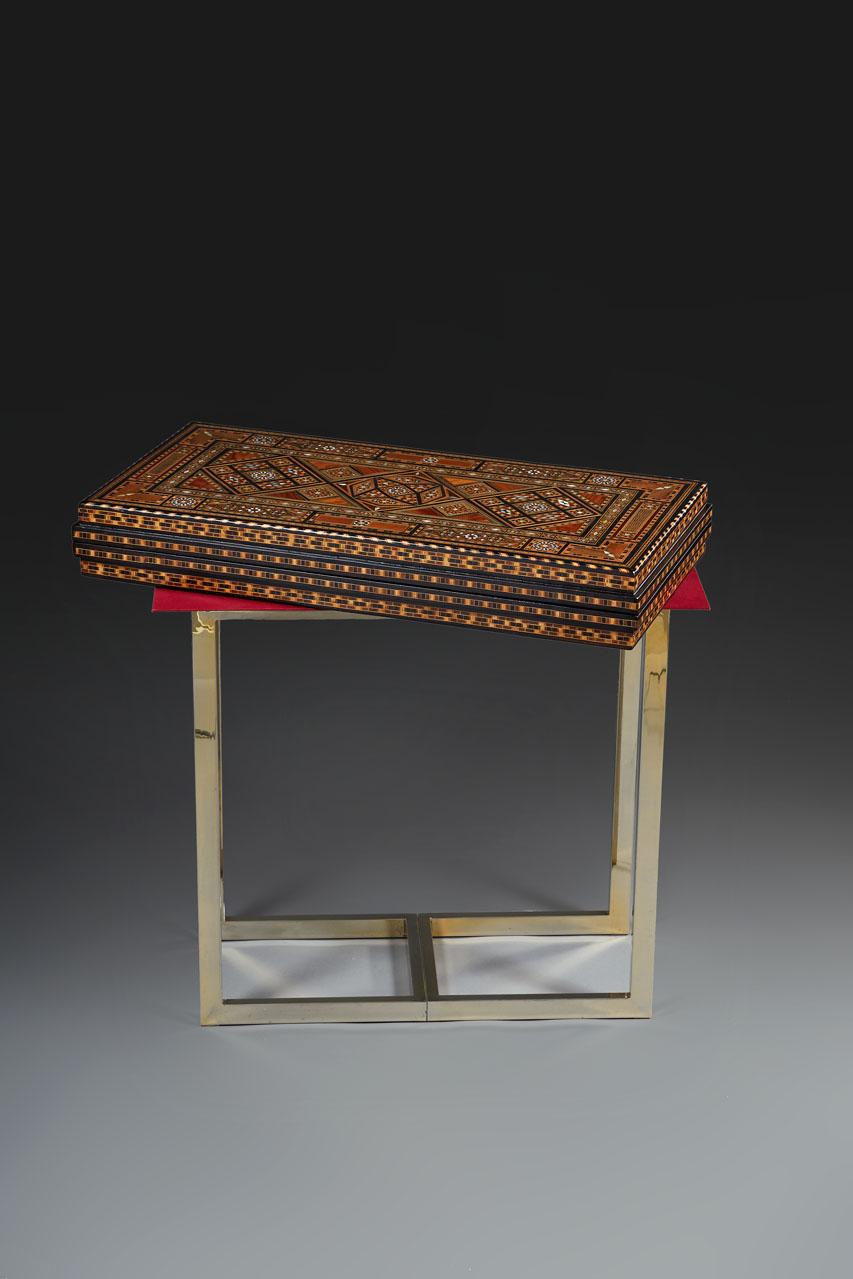 backgammon tisch