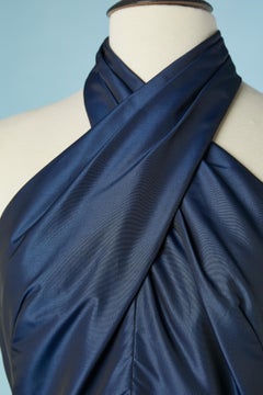 Abito da sera senza schienale in taffetas blu  Victor Costa per Neiman  Marcus