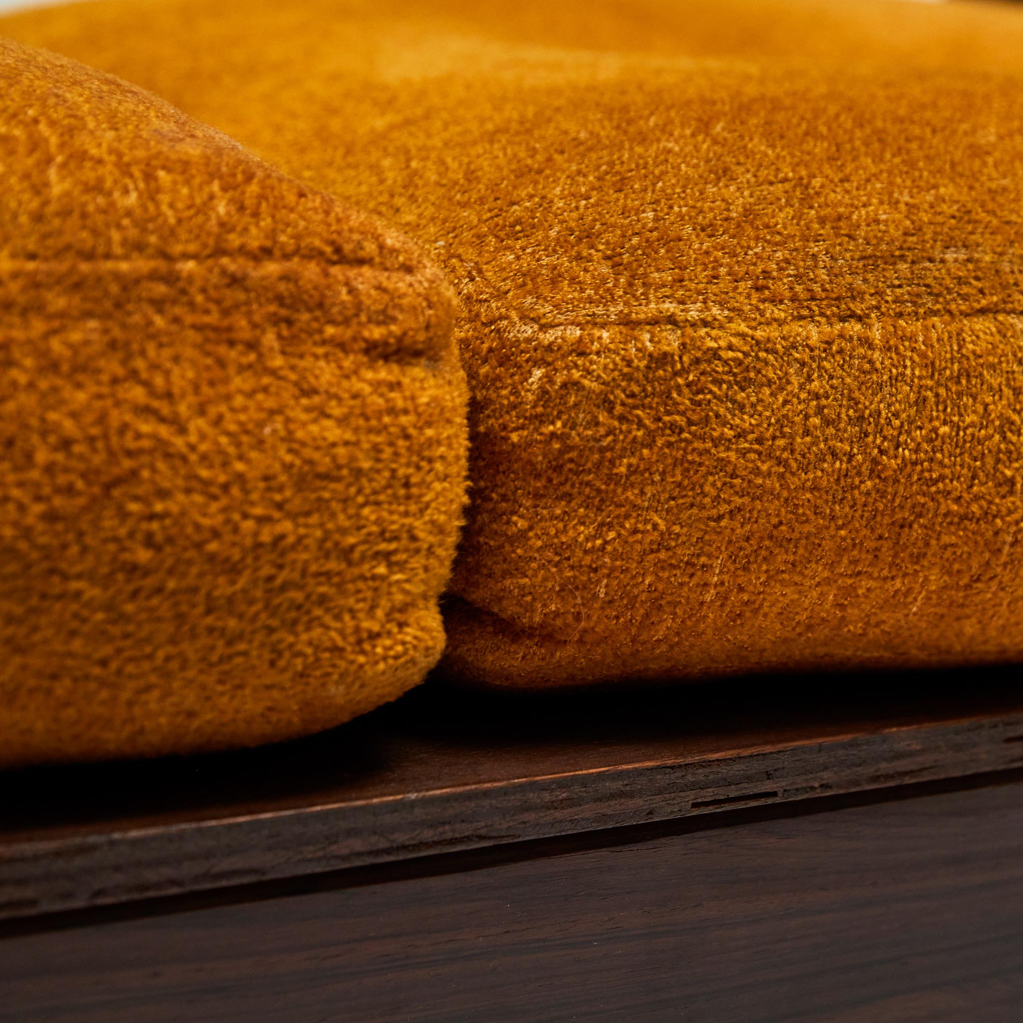 Brazilian Modern Bench in Hardwood & Orange Cushions by Fatima, 1960s, Brazil 1
