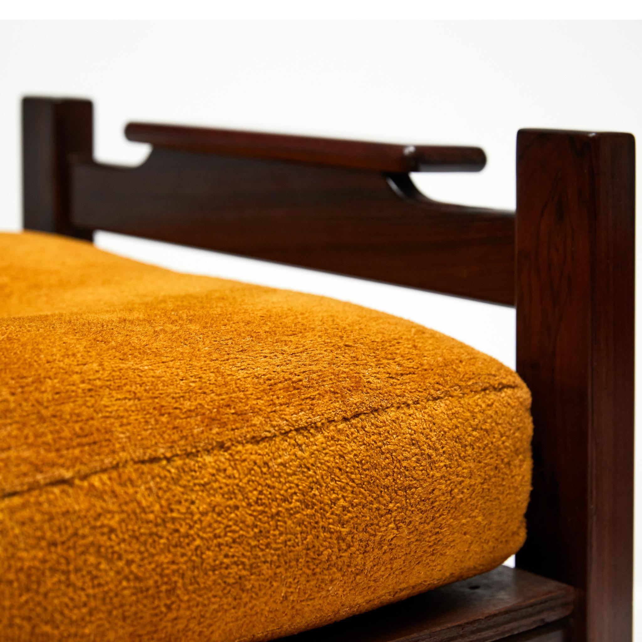 Brazilian Modern Bench in Hardwood & Orange Cushions by Fatima, 1960s, Brazil 2