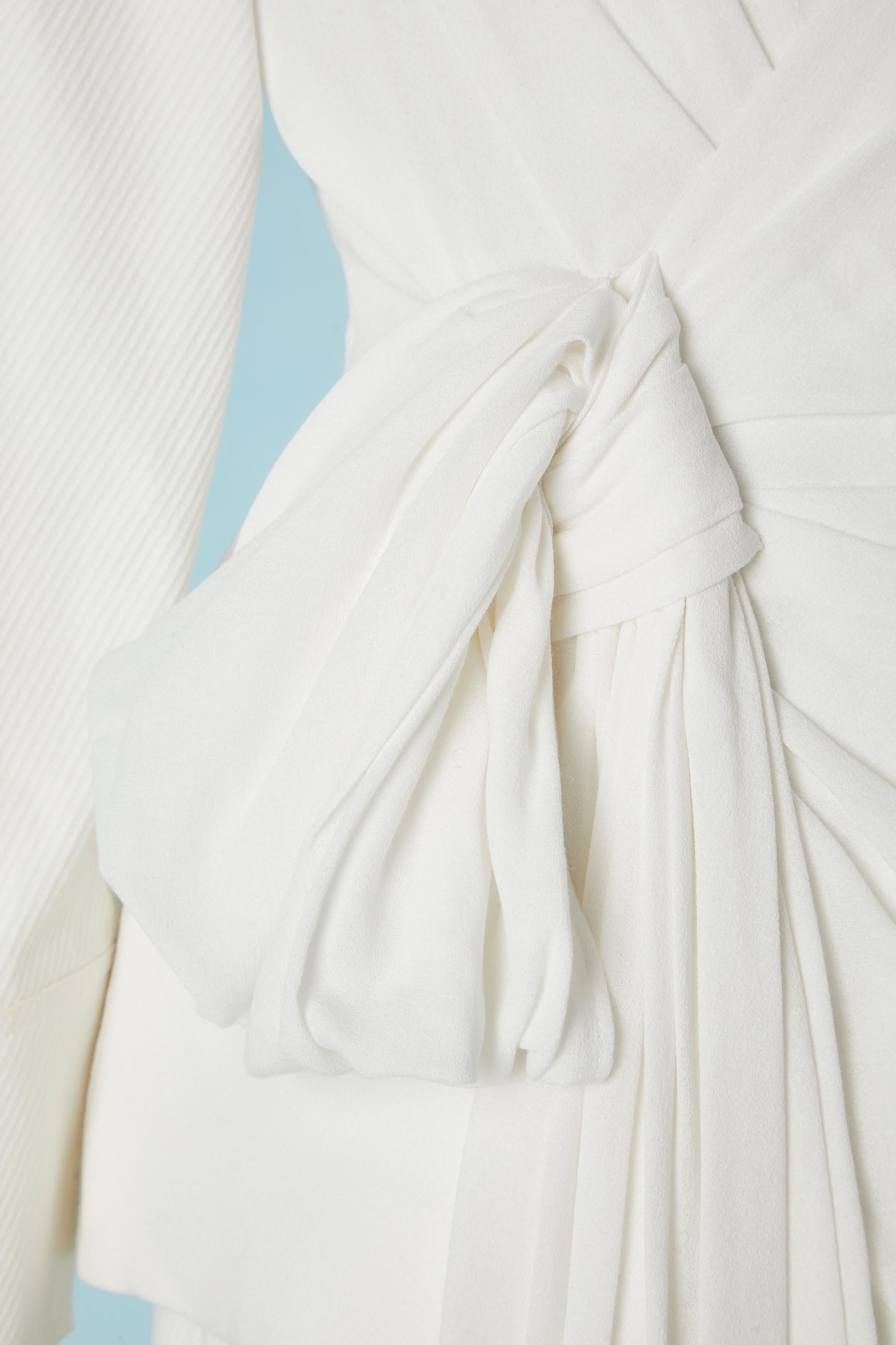 Backless white cotton trouser-suit with gold metal star snap Thierry Mugler 4