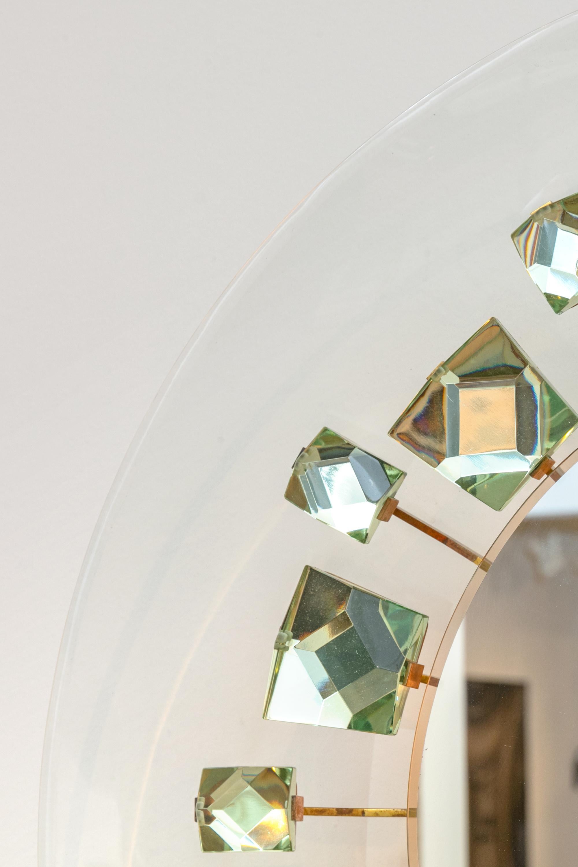 Backlit Chisel Cut Glass Mirror Attributed to Max Ingrand for Fontana Arte In Good Condition In New York, NY