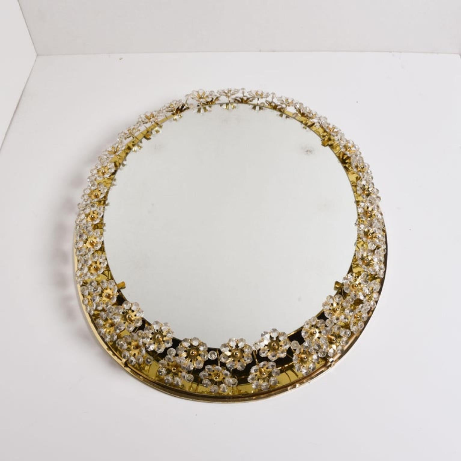 Backlit Flower Mirror, Gilt Brass Crystals, 1970 For Sale 6