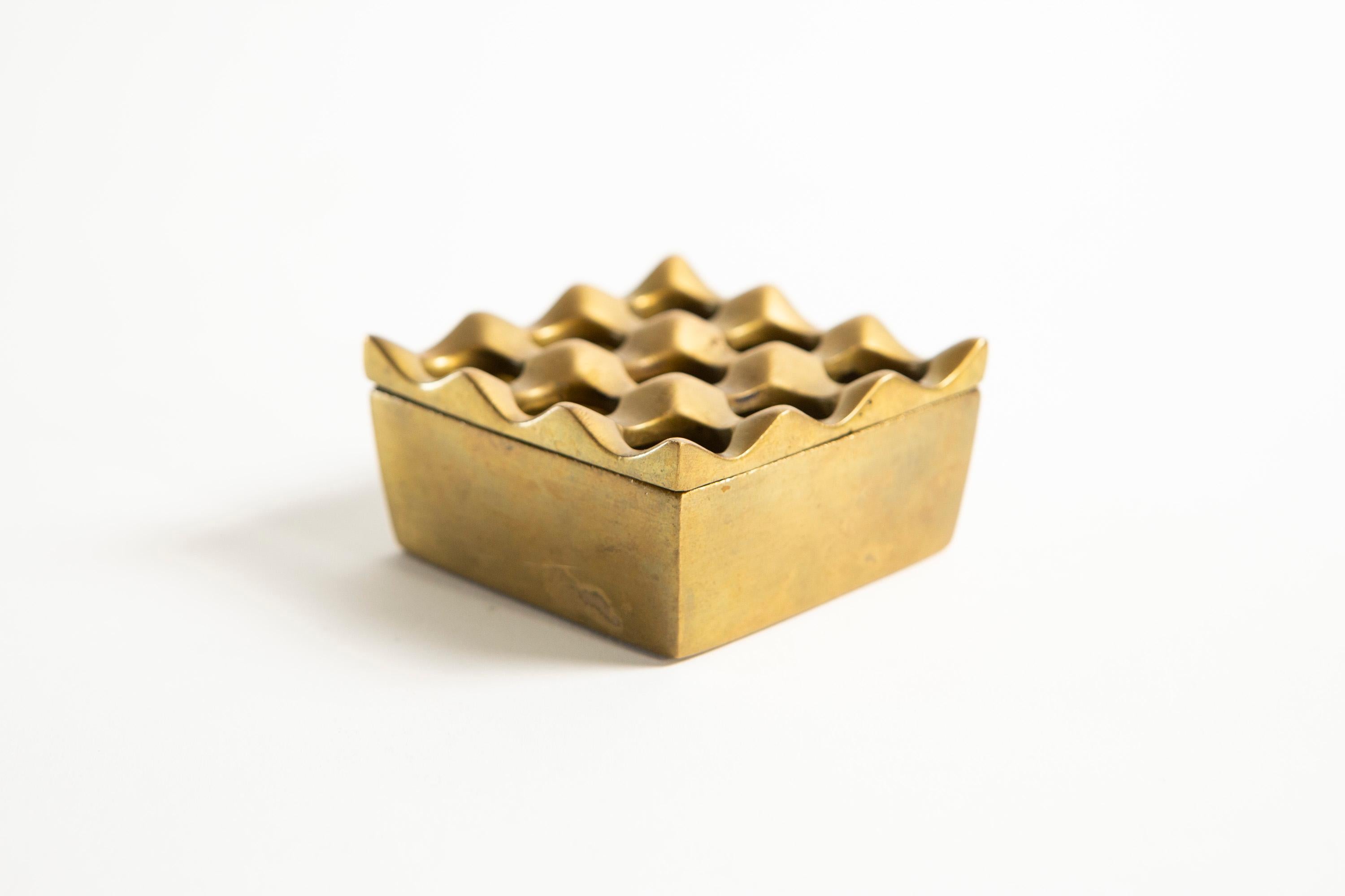 Bäckström & Ljungberg “Ultima 9” brass ashtray by Diverse Ting, Malmø Sweden 60s For Sale 5