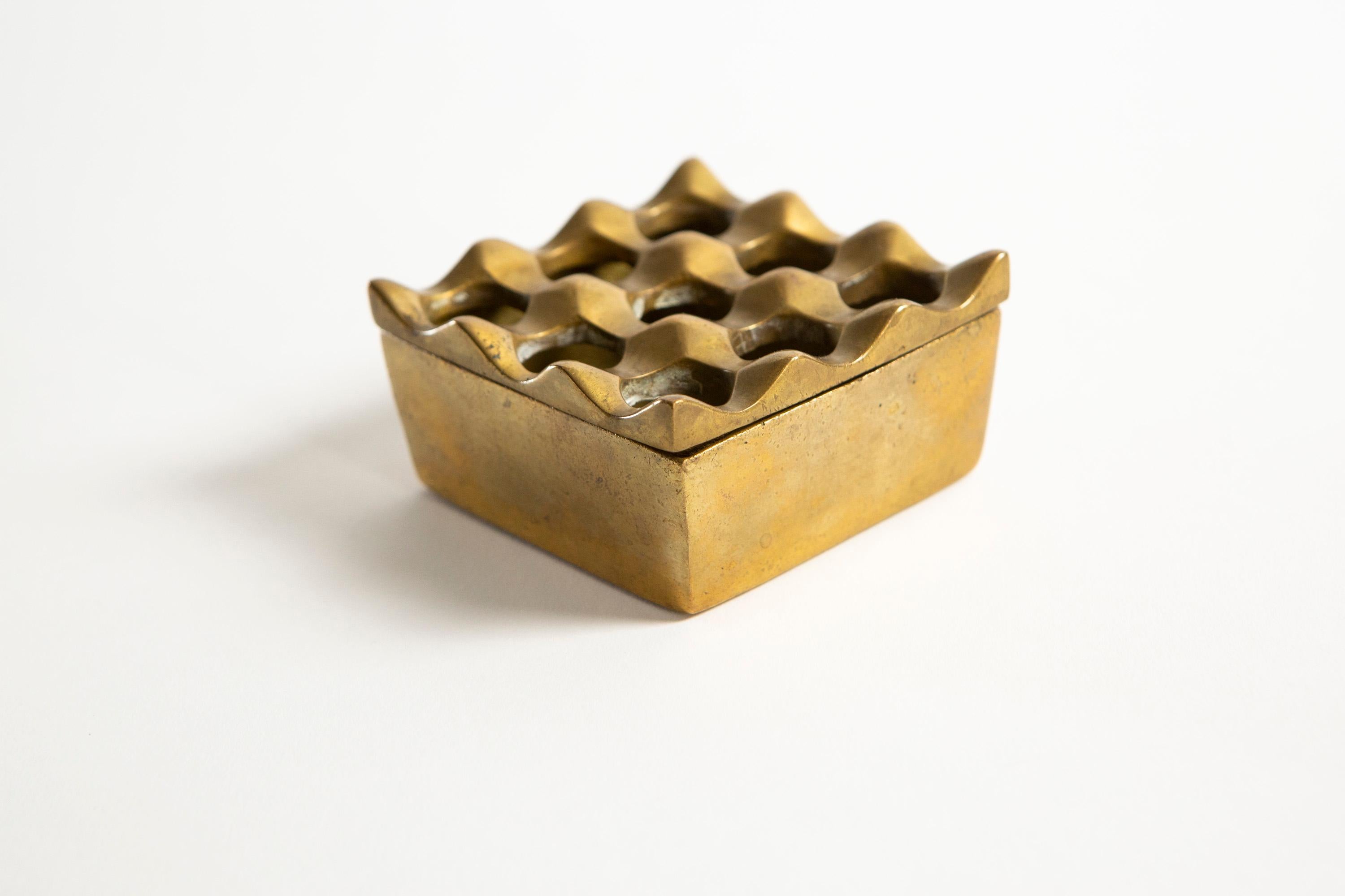 Swedish Bäckström & Ljungberg “Ultima 9” Brass Ashtray by Diverse Ting, Malmø Sweden 60s