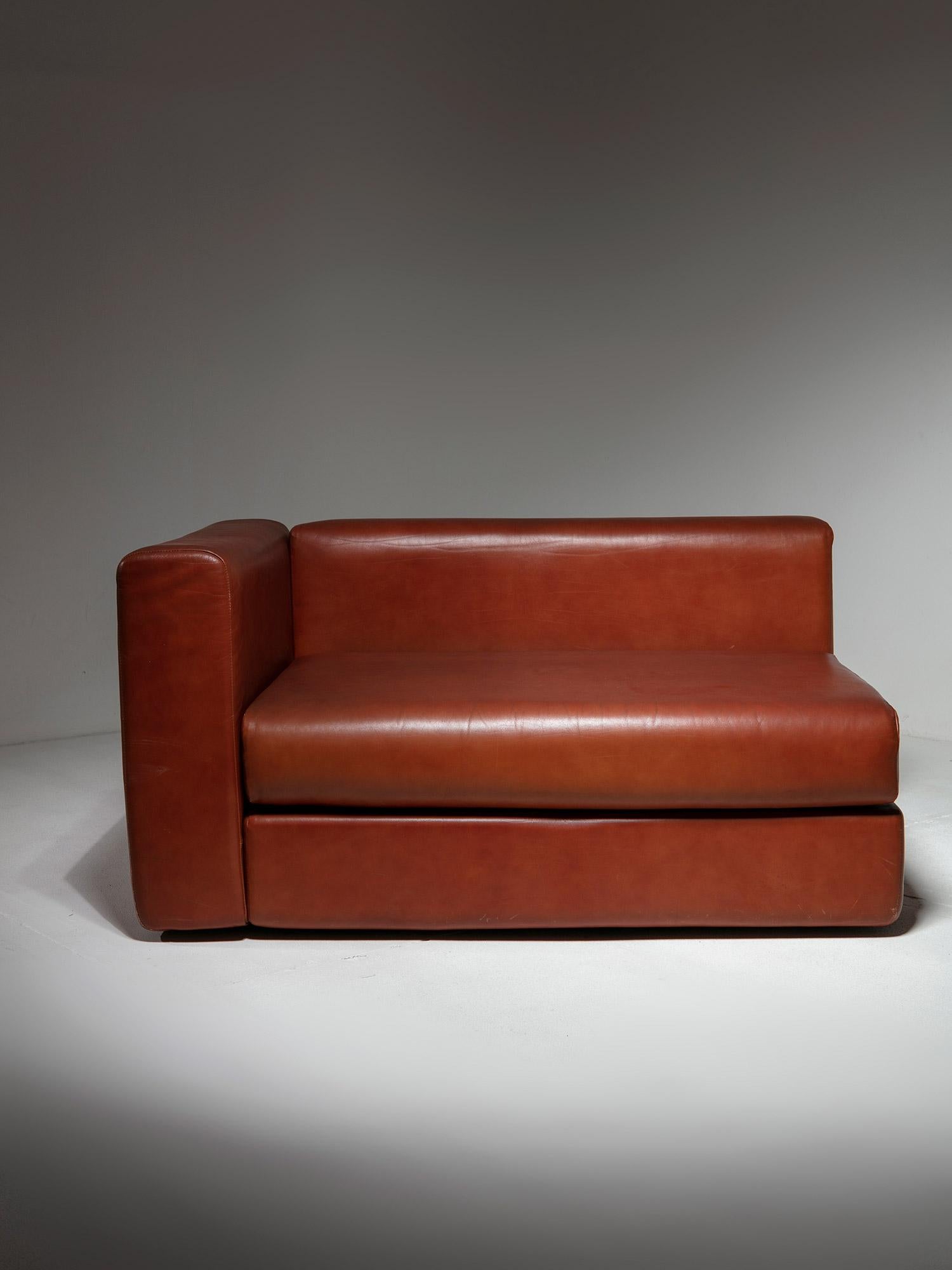 corner leather chair