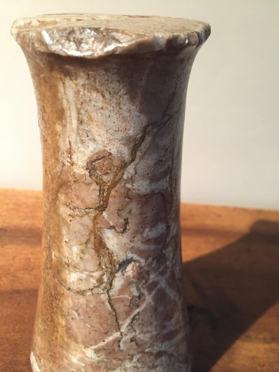 Bactrian Marmor Säule Idol (18. Jahrhundert und früher) im Angebot