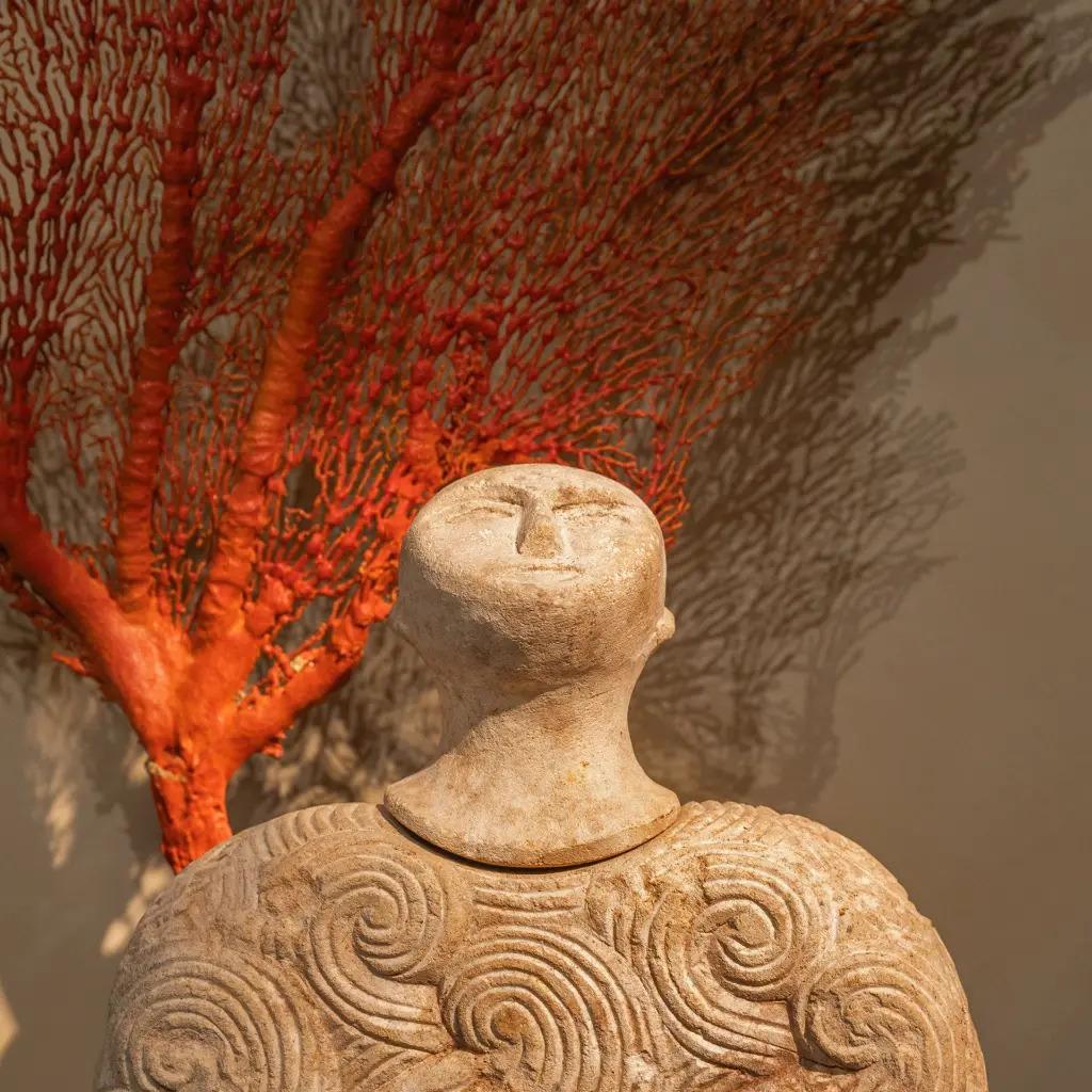Hand-Crafted Bactrian Sandstone Idol – Symbolic Protohistoric Art from Ancient Bactria For Sale