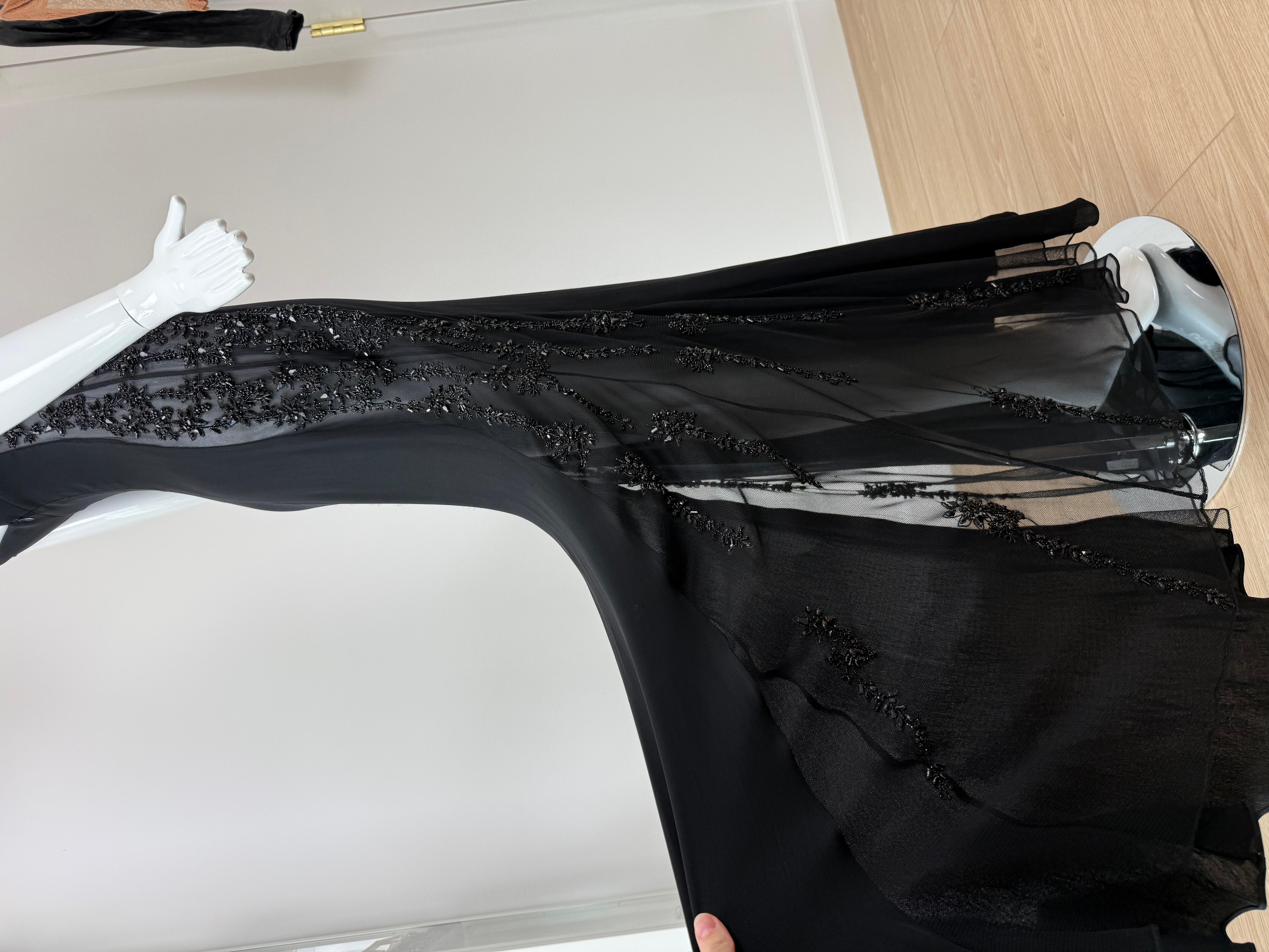 Badgley Mischka, abito maxi vintage anni '90 in seta semitrasparente e impreziosito in vendita 5