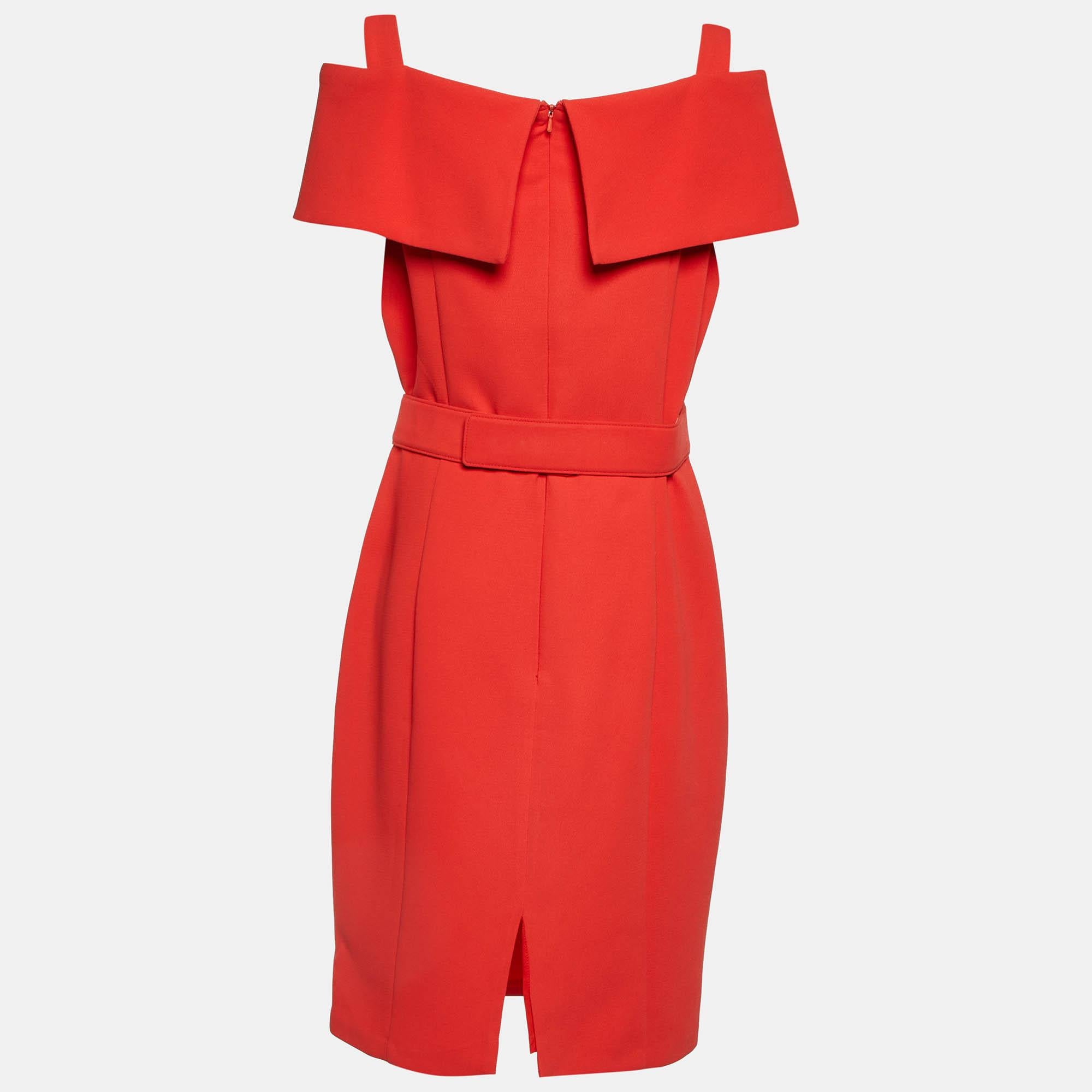Mühelos in ein schickes Design verwandelt  Dieses ziegelrote Kleid von Badgley Mischka ist leicht zu tragen und lässt sich gut mit Accessoires kombinieren. Schön geschneidert  wird das Kleid sicher eine ganze Saison lang ein Favorit bleiben.