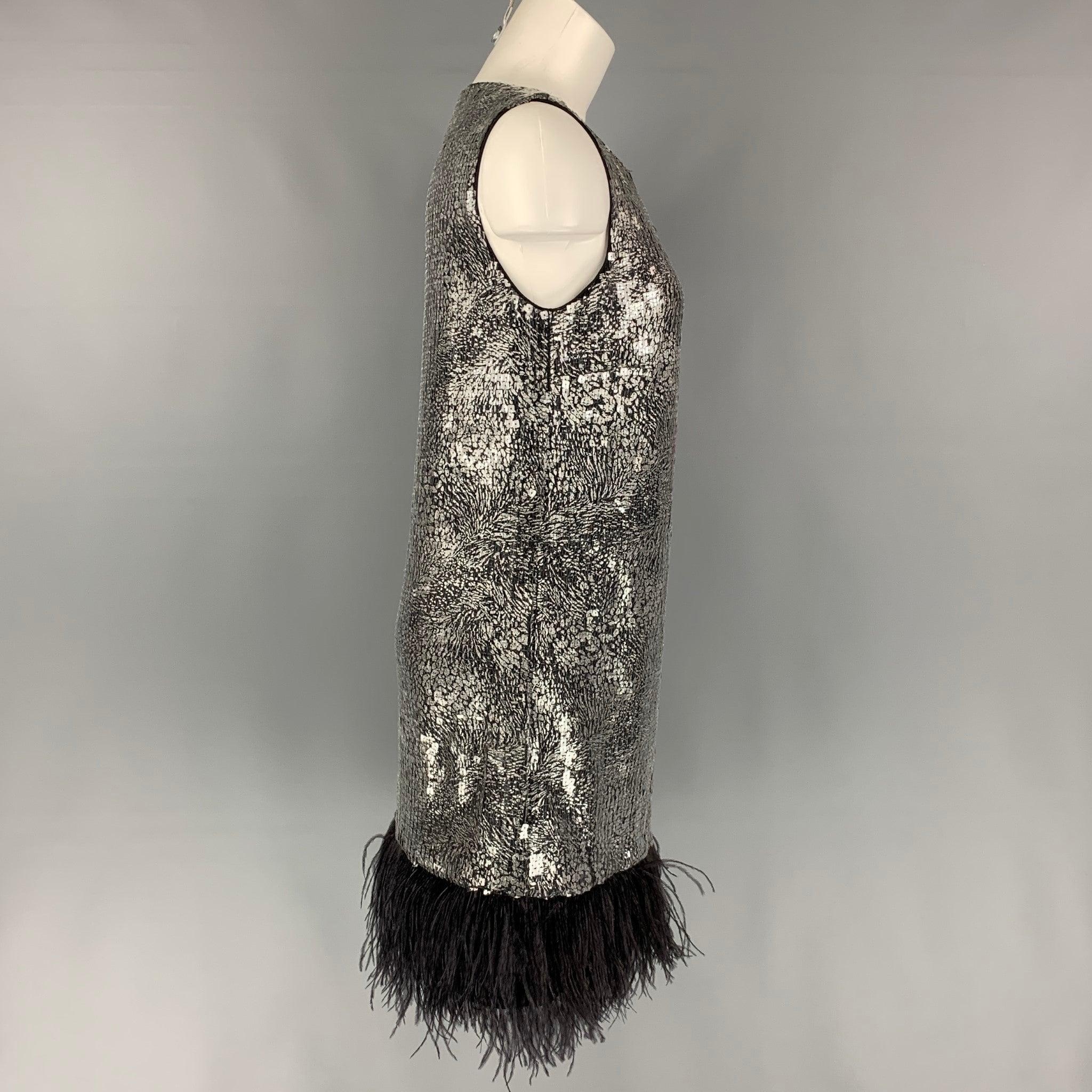 BADGLEY MISCHKA COLLECTION Size S Black Polyester Sequined Ostrich Feather Dress In Good Condition For Sale In San Francisco, CA