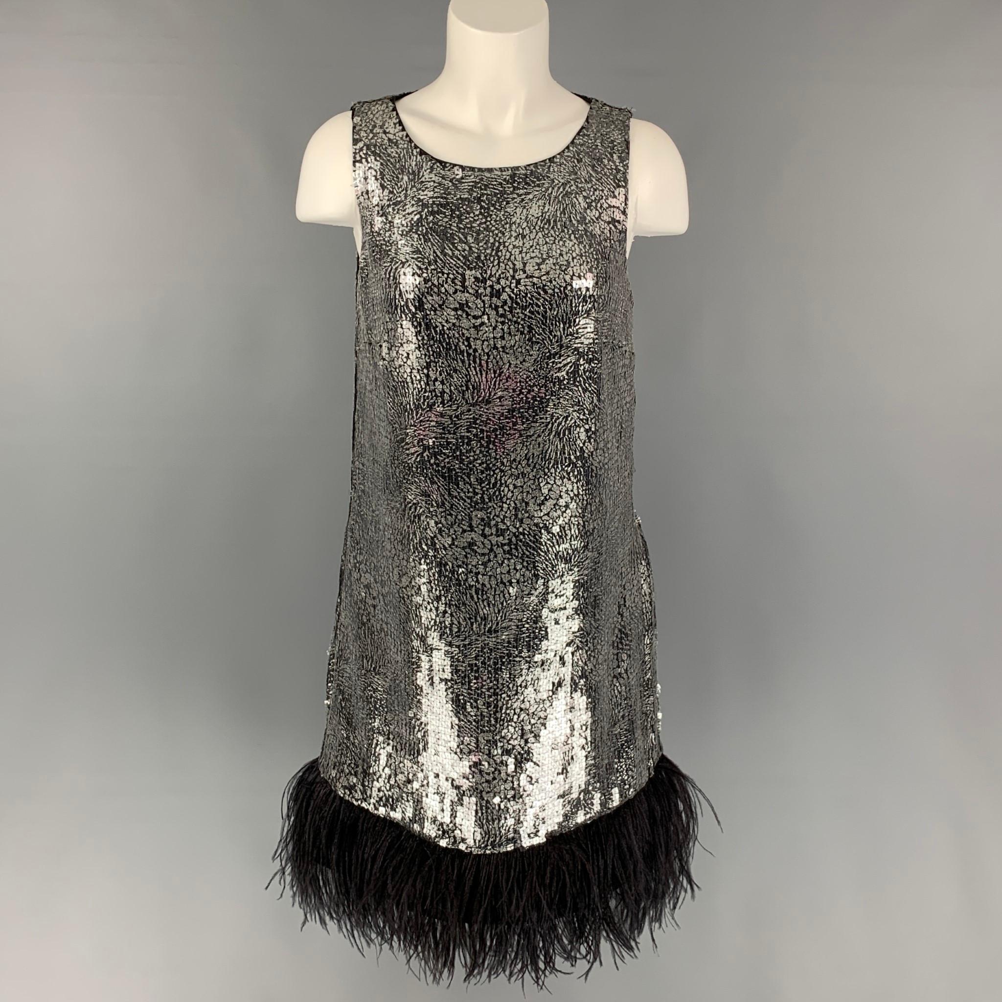BADGLEY MISCHKA COLLECTION Size S Silver & Black Polyester Sequined Dress
