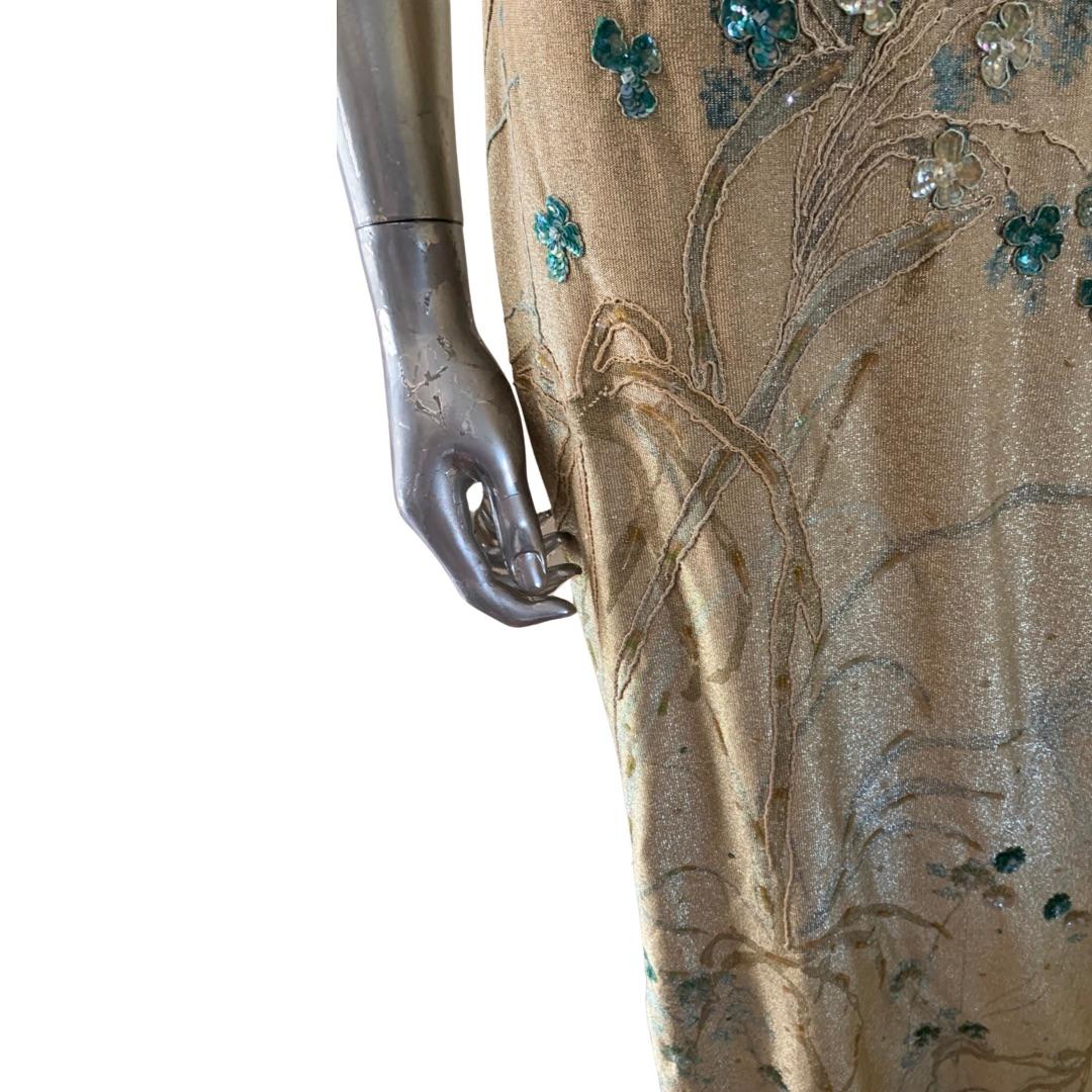 Badgley Mischka Enchanted Garden Metallic Perlen Pailletten Abendkleid Größe 10 im Zustand „Gut“ im Angebot in Palm Springs, CA