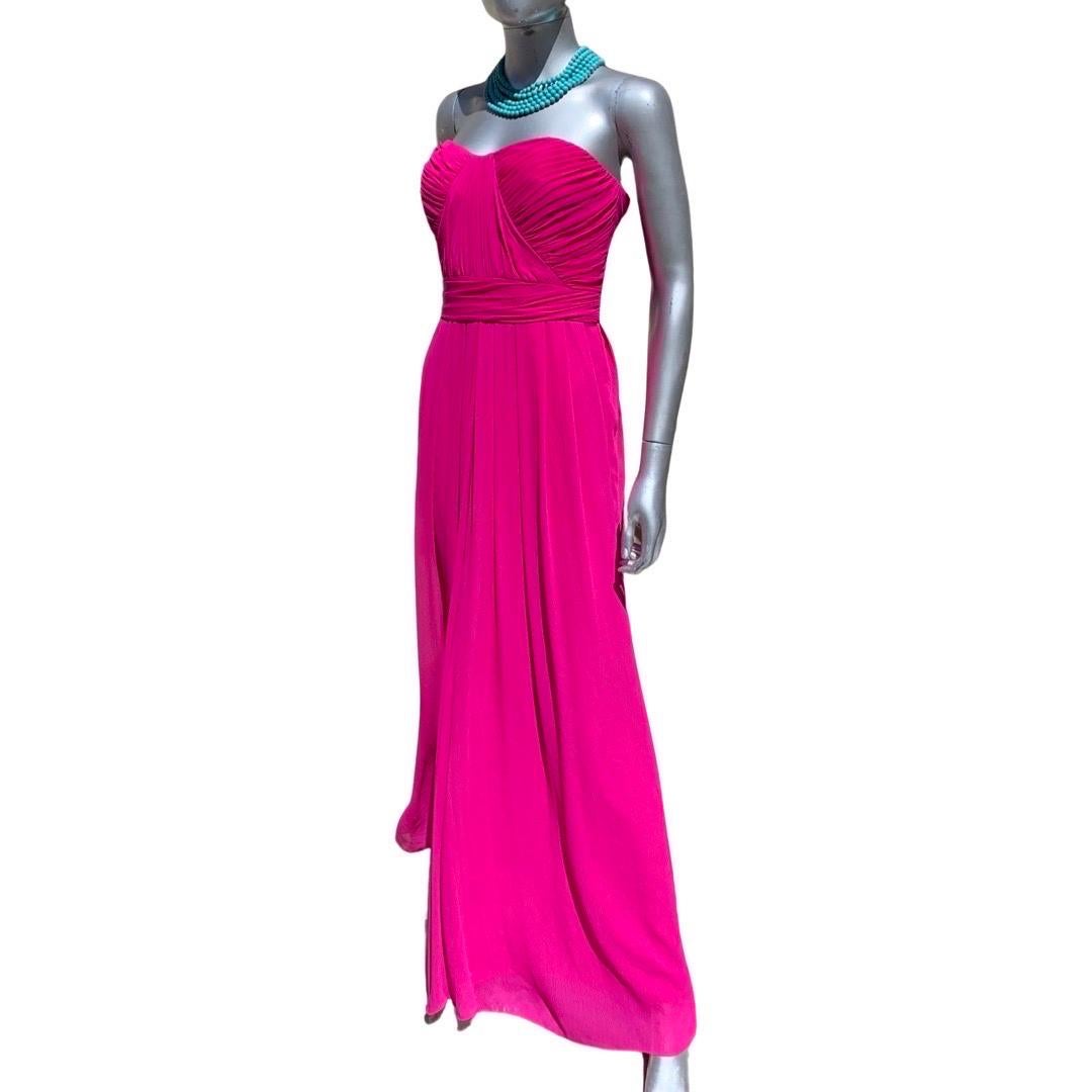 Badgley Mischka Fuchsia Bright Pink Draped Long Evening Dress Size 6 In Good Condition For Sale In Palm Springs, CA