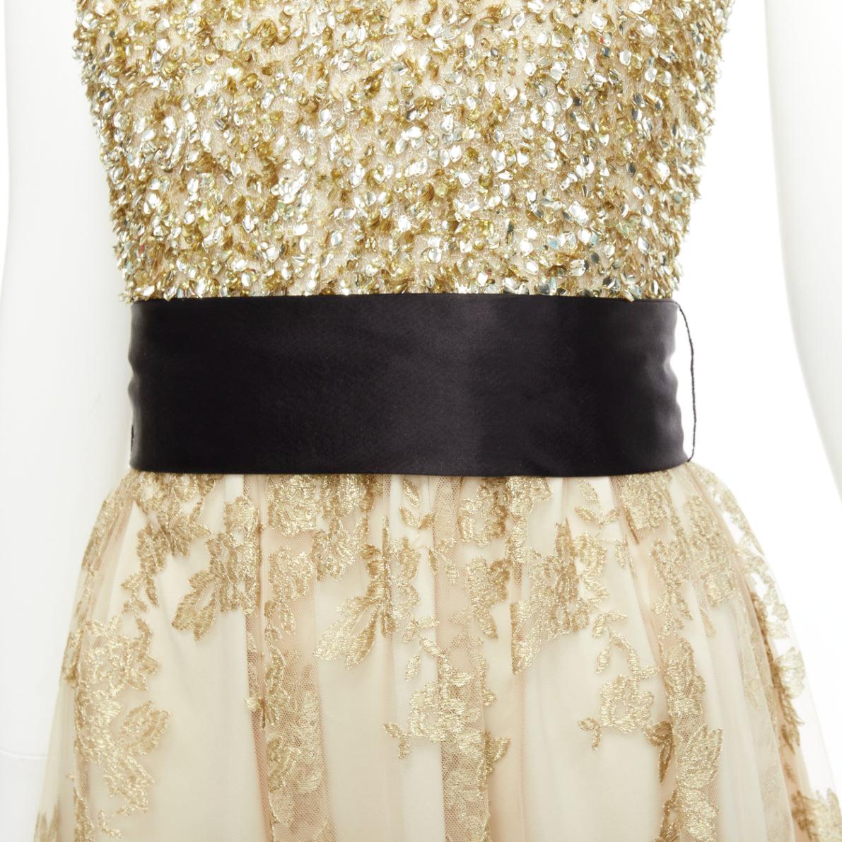 BADGLEY MISCHKA gold sequins top floral lace overlay belted gown dress US6 M
Reference: MAFK/A00007
Brand: Badgley Mischka
Material: Polyester, Blend
Color: Gold
Pattern: Sequins
Closure: Zip
Lining: Gold Fabric
Extra Details: Back zip. Corset with