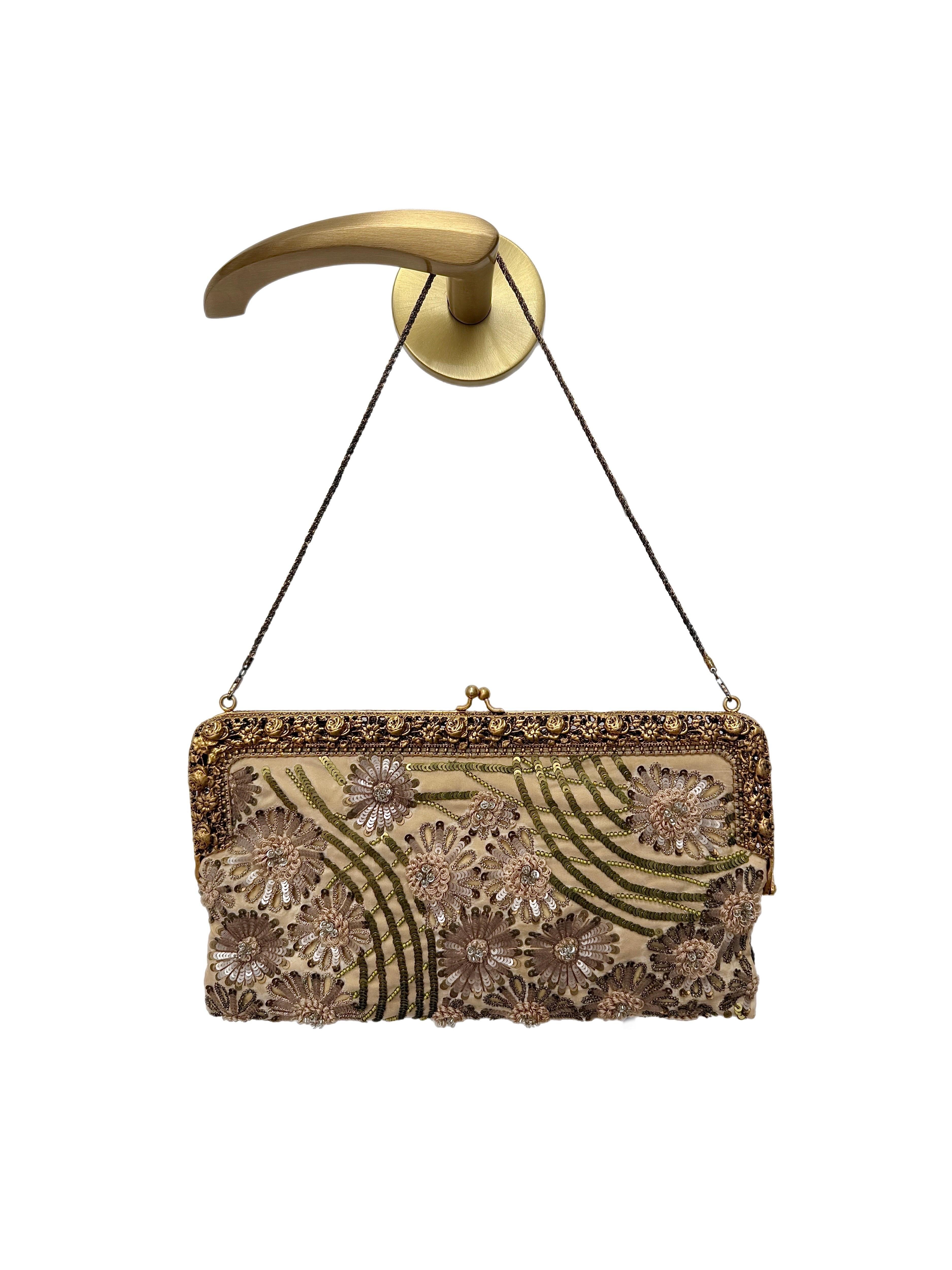 BADGLEY MISCHKA Vintage Gold Floral Embellished Evening Bag Purse Clutch In Good Condition For Sale In Leonardo, NJ