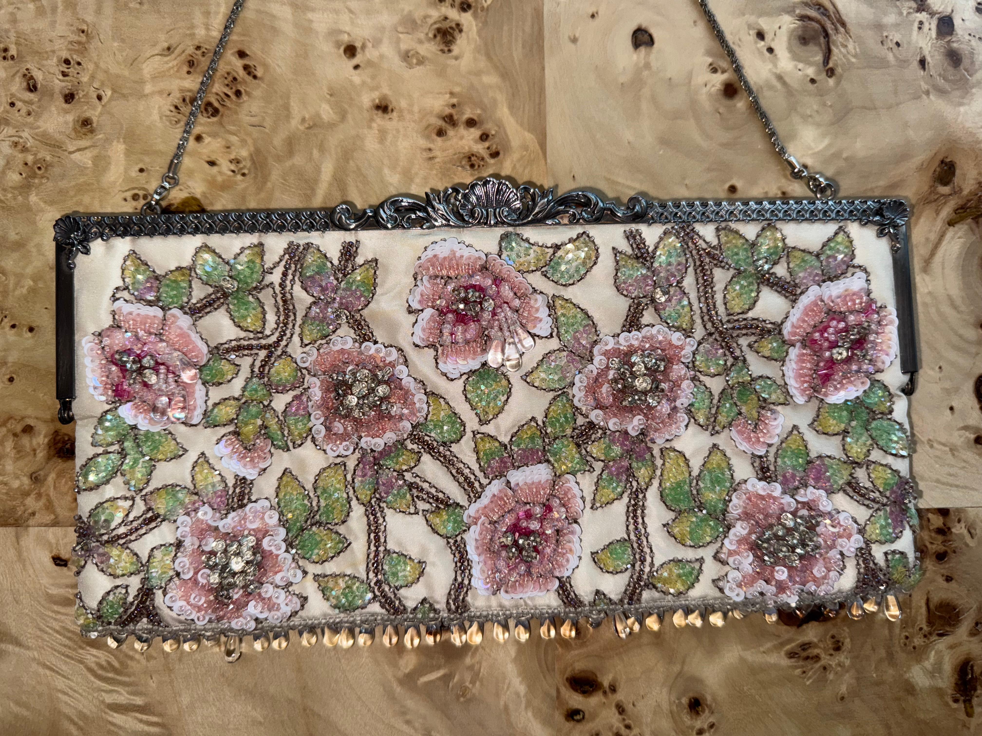 BADGLEY MISCHKA Vintage Heavy Embellished Floral Clutch Bag In Good Condition For Sale In Leonardo, NJ
