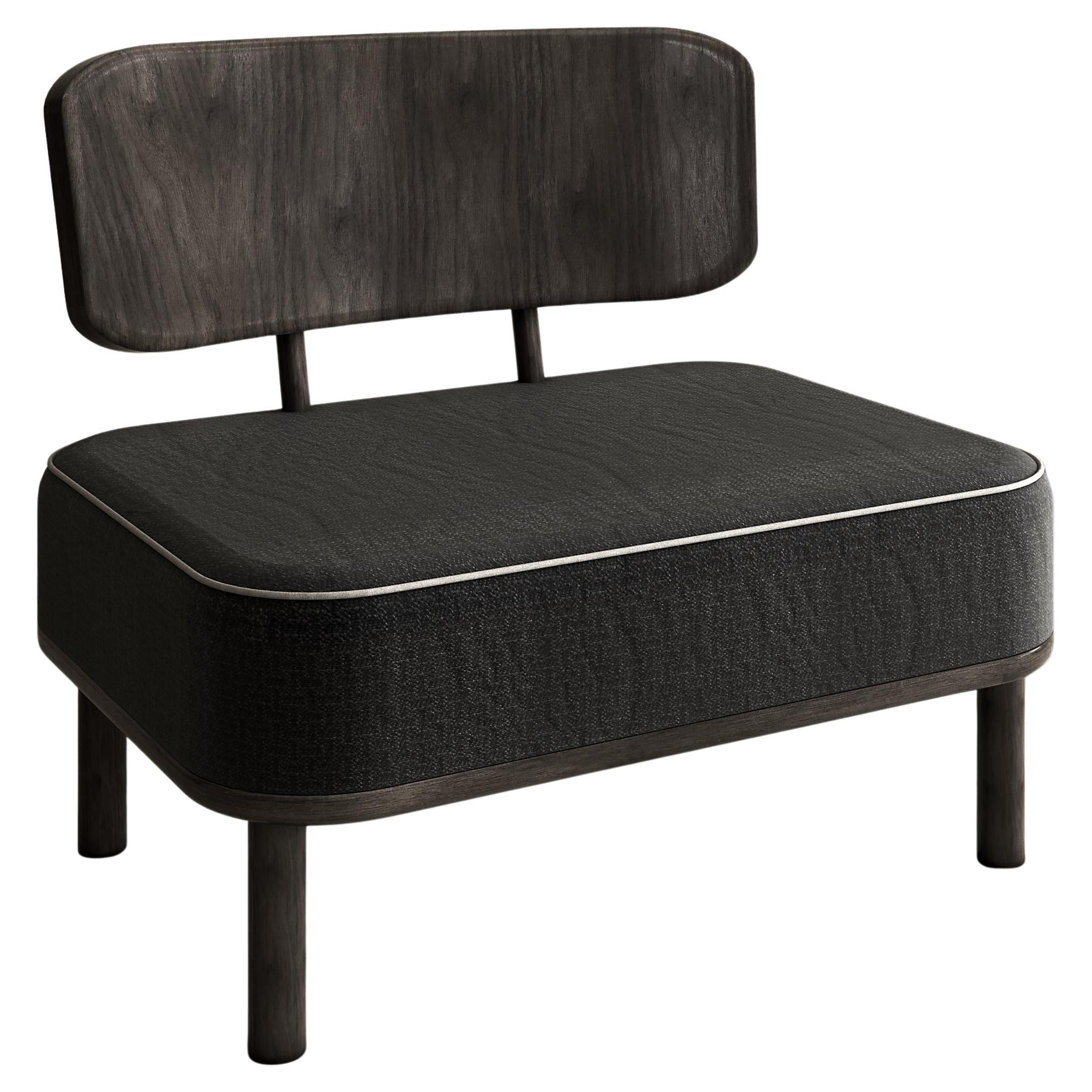 Badou Lounge Chair di Studio Awe Gaertner