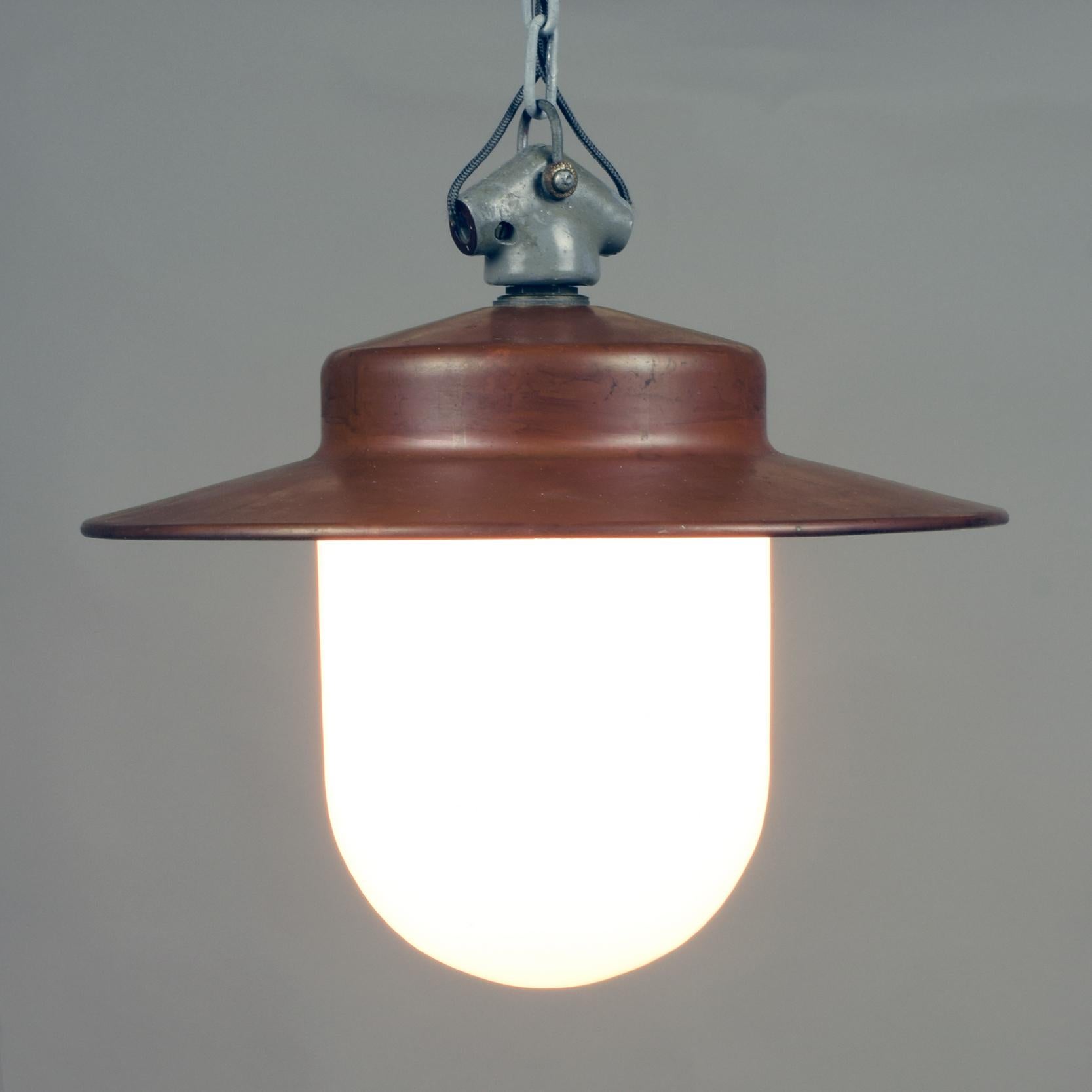 Stampato B.A.G. Turgi Lampada a sospensione Bauhaus industriale degli anni '30 attribuita a Hin Bredendieck in vendita