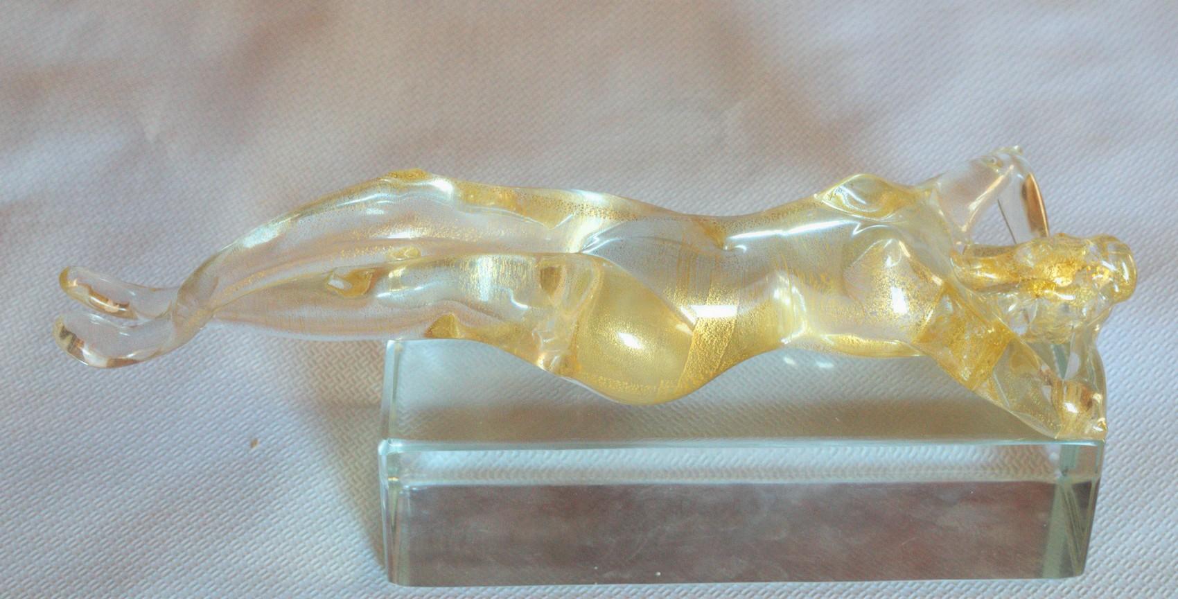 Bagnante, Gold over Clear Murano Glass, 1960s Alfredo Barbini Attribution 3