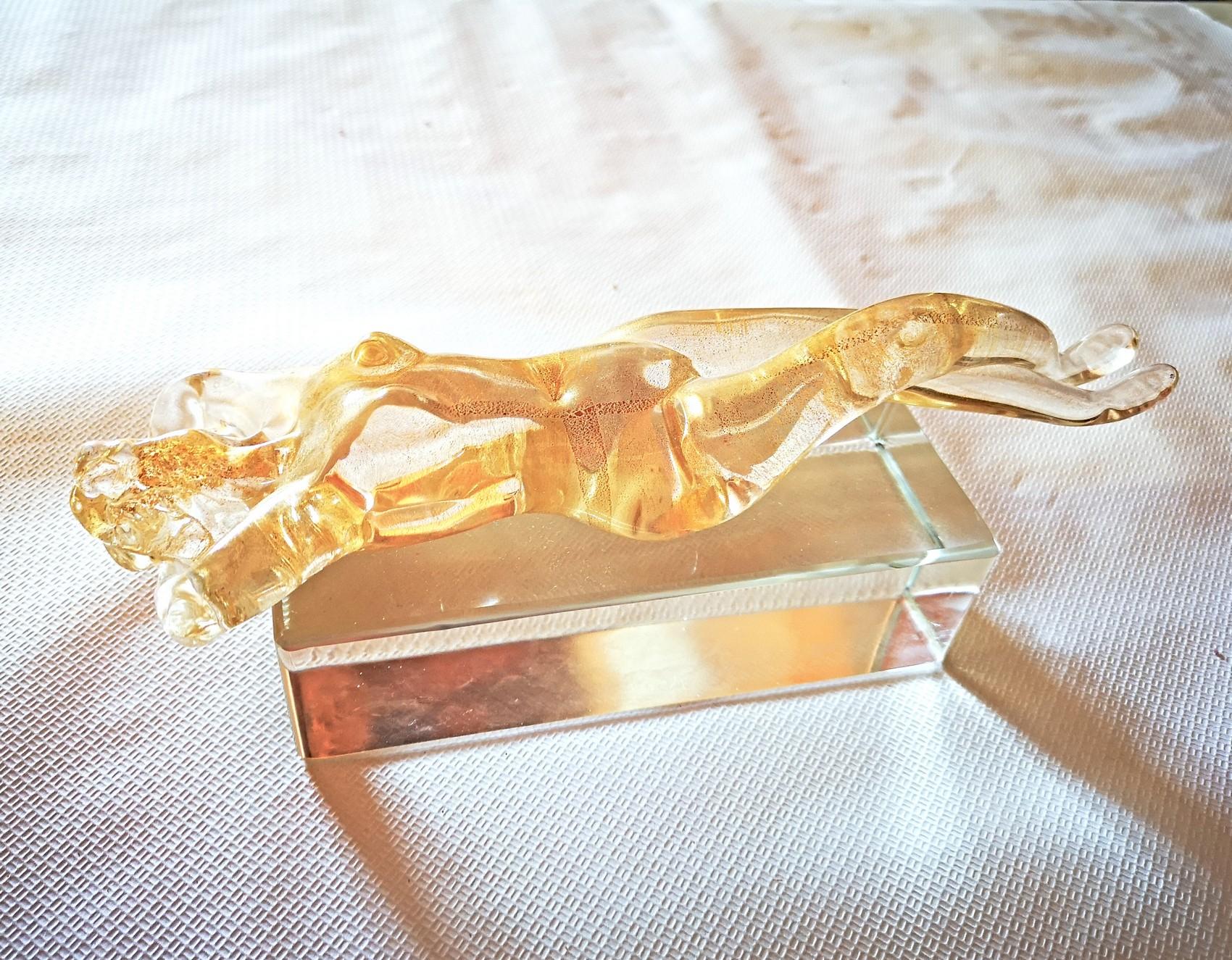 Art Glass Bagnante, Gold over Clear Murano Glass, 1960s Alfredo Barbini Attribution