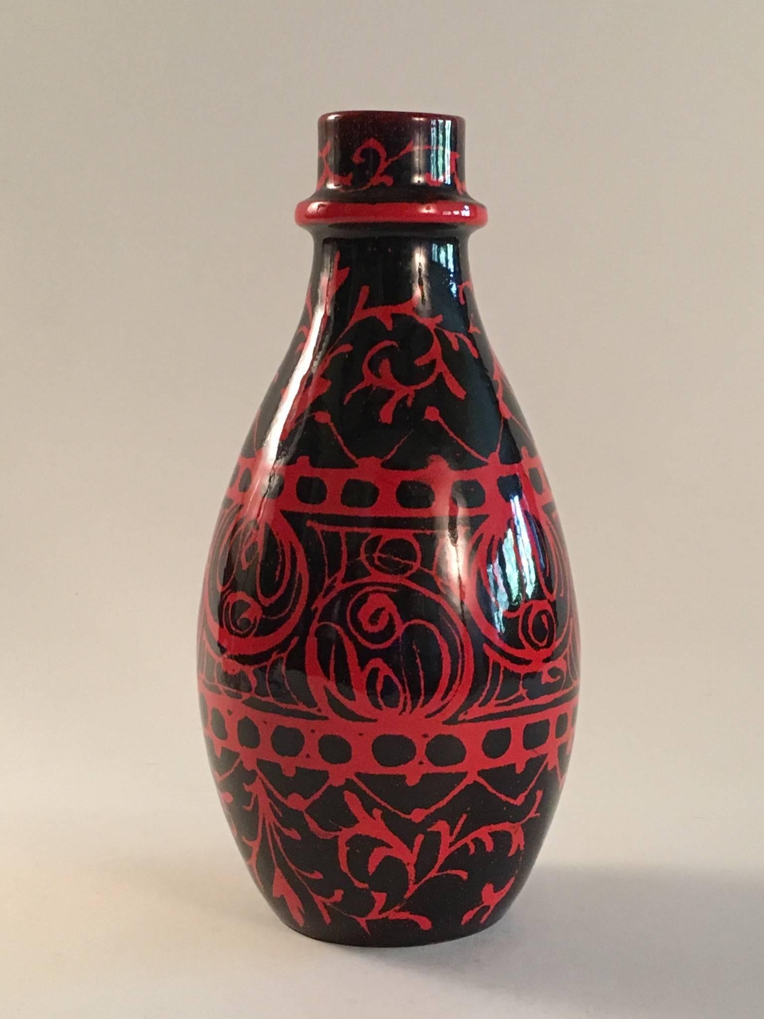 Italian Bagni Ceramiche Red and Black Vase Alvino Bagni Italy, circa 1970 For Sale