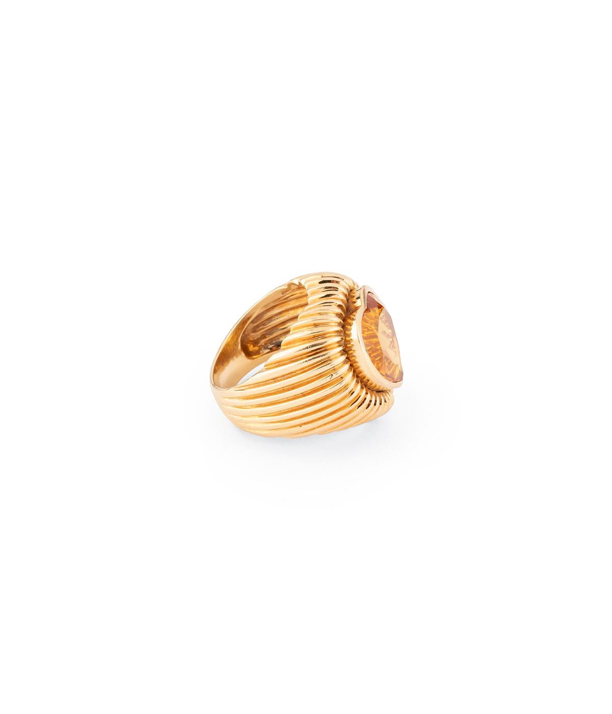 Women's or Men's Bague ancienne citrine taillée en coeur