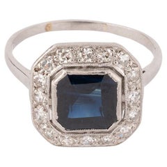 Bague Art déco en platine, saphir et diamants