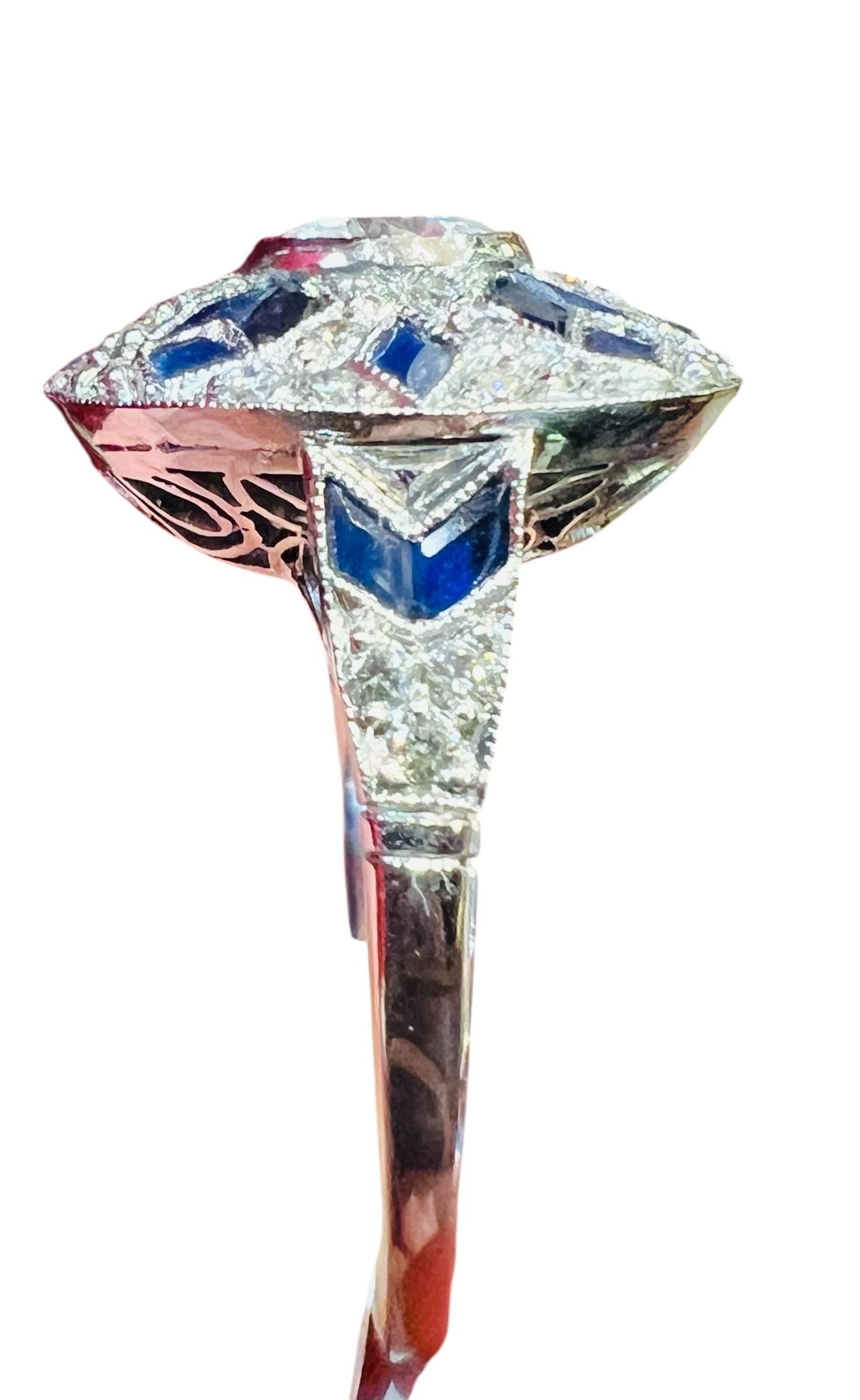 Art deco ring, in platinum set with diamonds and sapphires For Sale 2