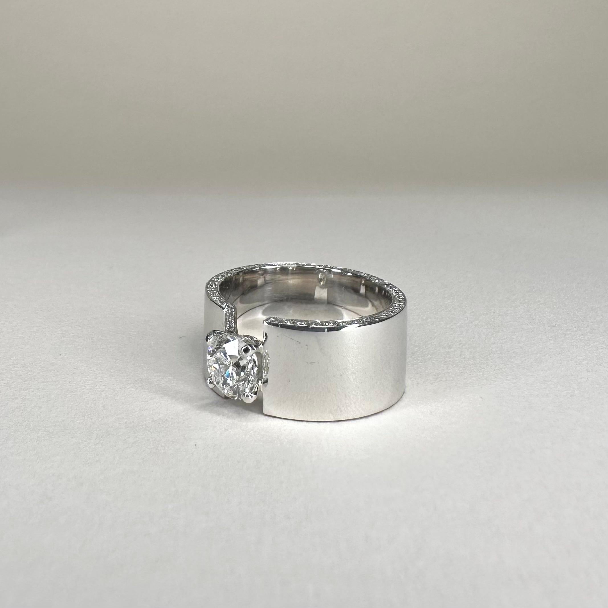 Bague Bandeau En or Blanc Palladi 18 Ct Et Diamant Central 0,90 Ct, Pav 0,69ct im Angebot 1