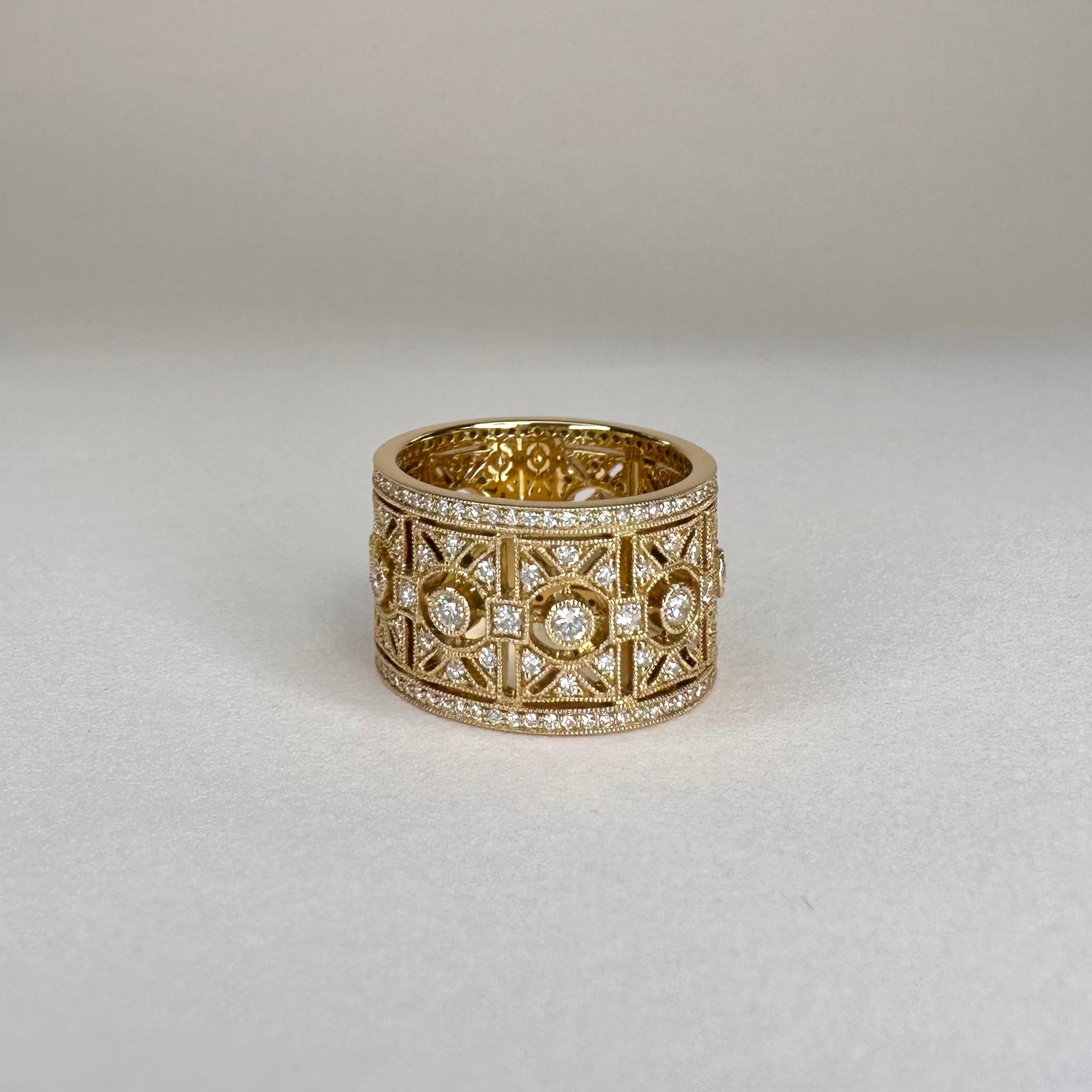 For Sale:  18k Yellow Gold Art Deco Band Ring set with 1.10 Carats of Diamonds 4