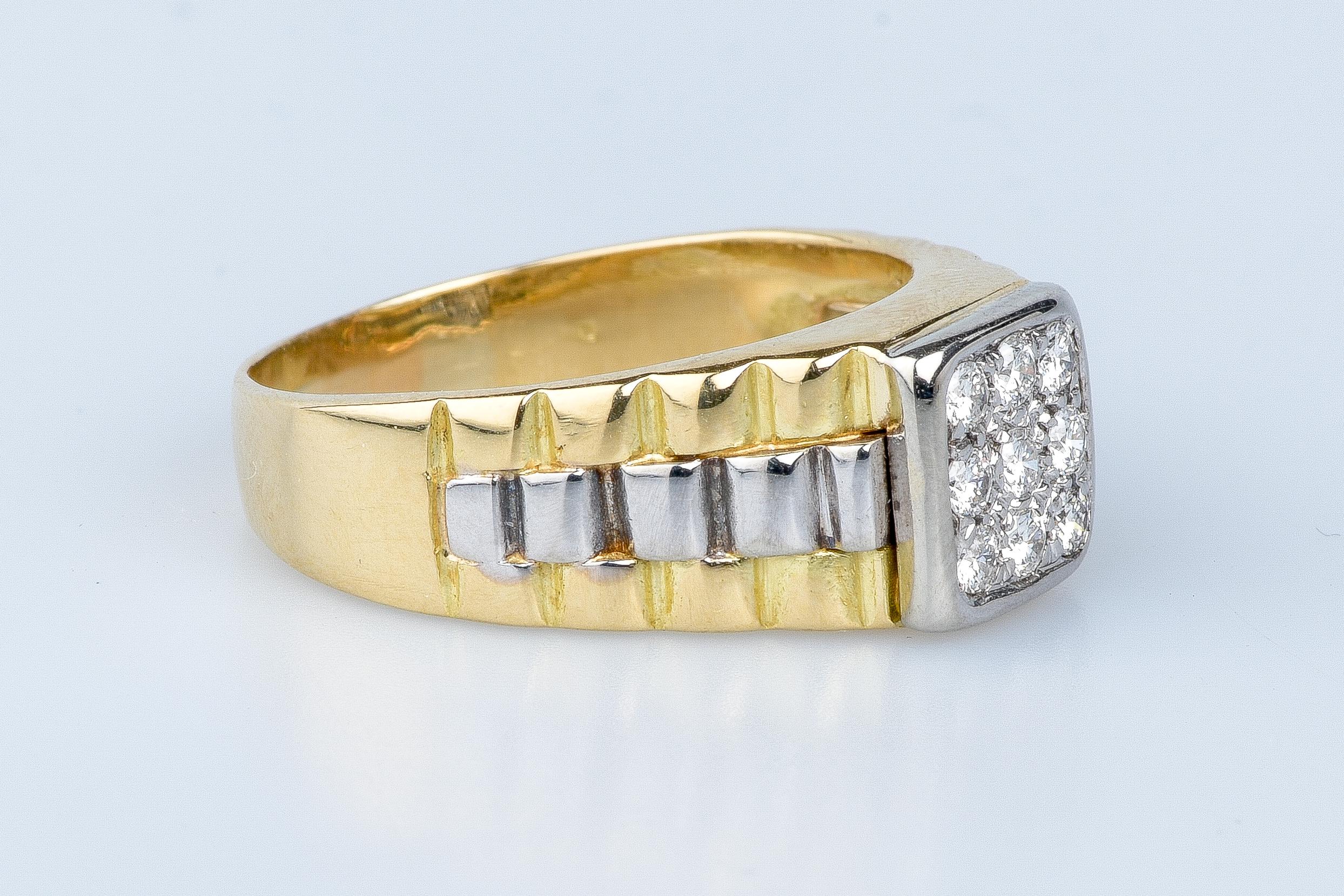 Women's or Men's Bague chevalière bicolore en 18 cts For Sale
