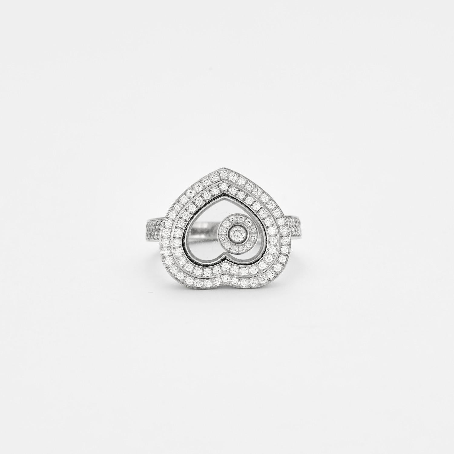 Taglio brillante CHOPARD - Anello a cuore Happy Diamonds in oro bianco e diamanti