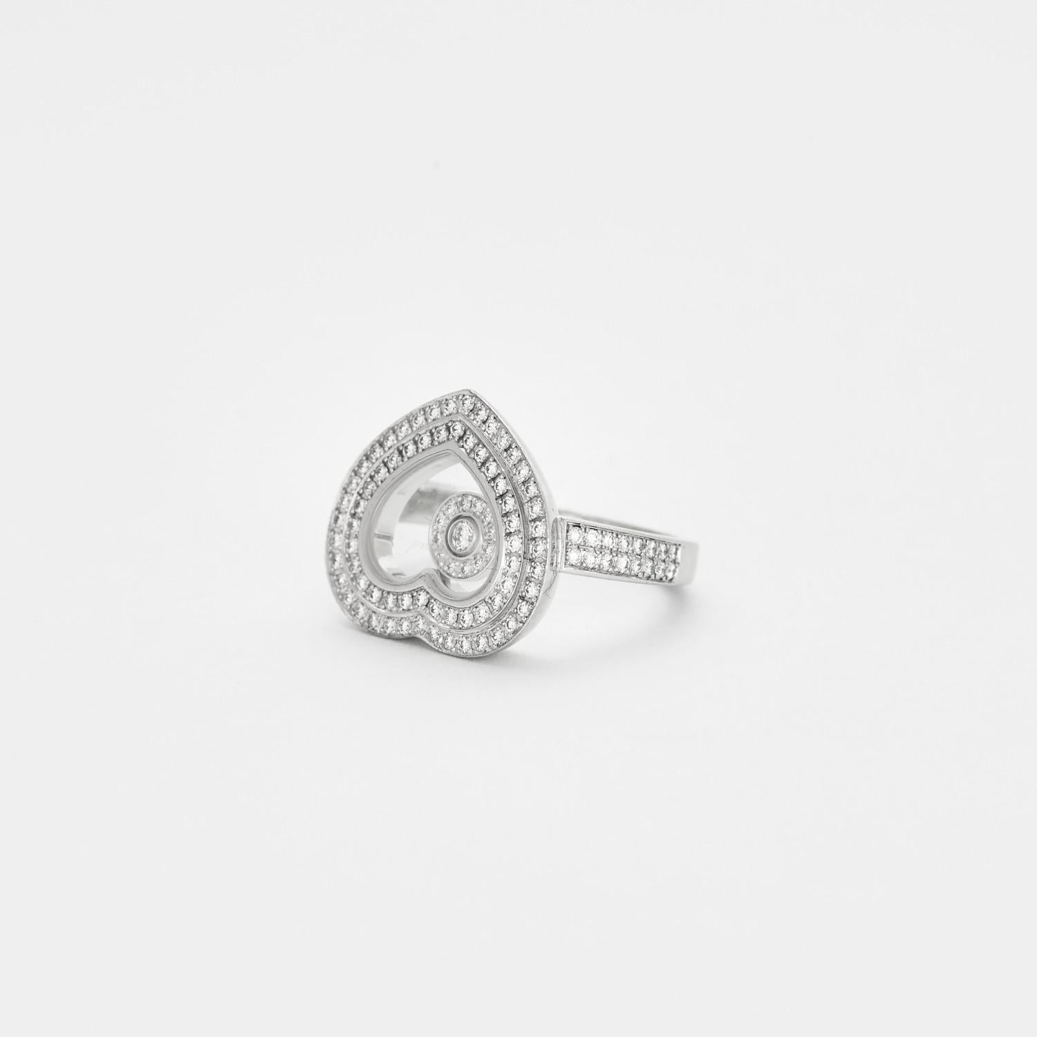 CHOPARD - Anello a cuore Happy Diamonds in oro bianco e diamanti In condizioni buone a PARIS, FR