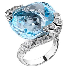 PIAGET - Anillo Cocktail Limelight de oro blanco con topacio azul y diamantes